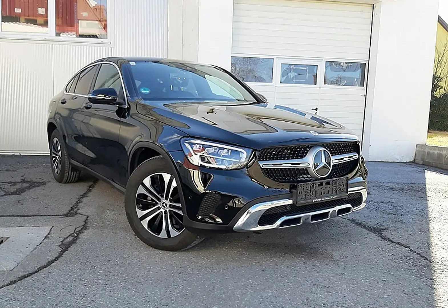 Mercedes-Benz GLC 220 d Coupe 4MATIC Aut. * Top Ausstattung * Schwarz - 1