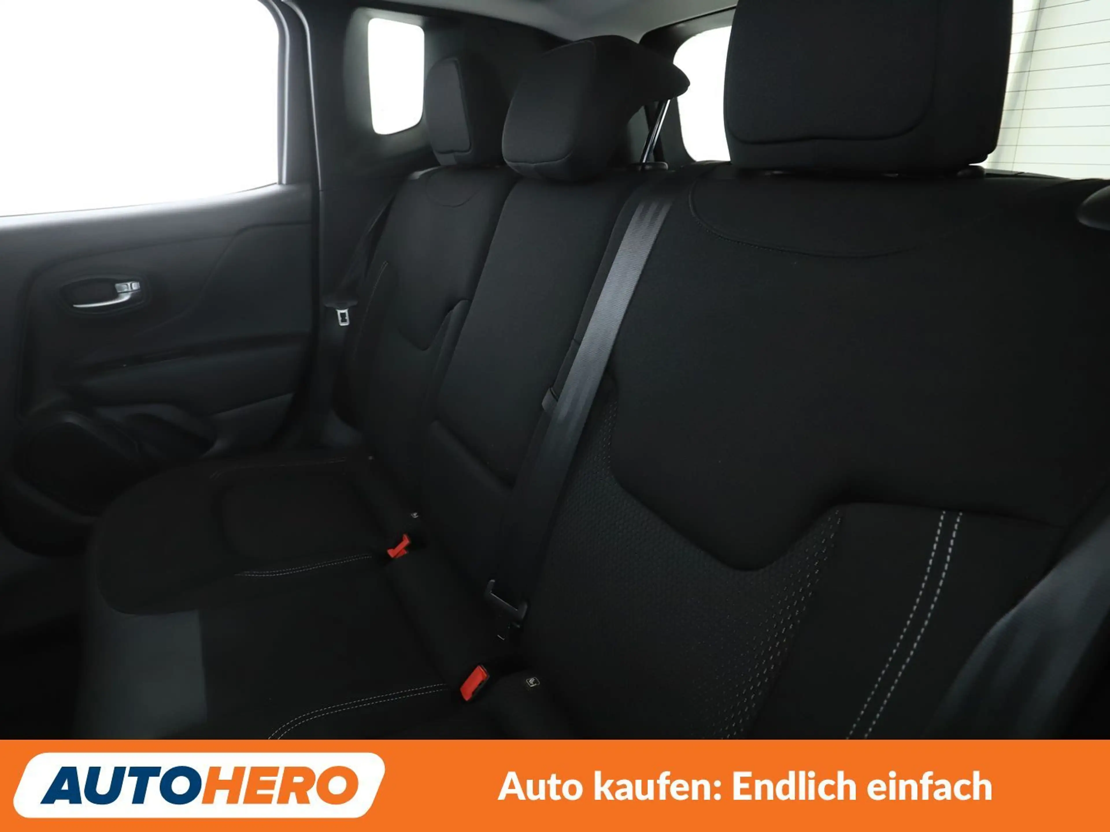 Jeep Renegade 1.3 TGDi Limited 4x2 Aut*NAVI*LED*ACC*CAM*PDC*AHK* — photo 14