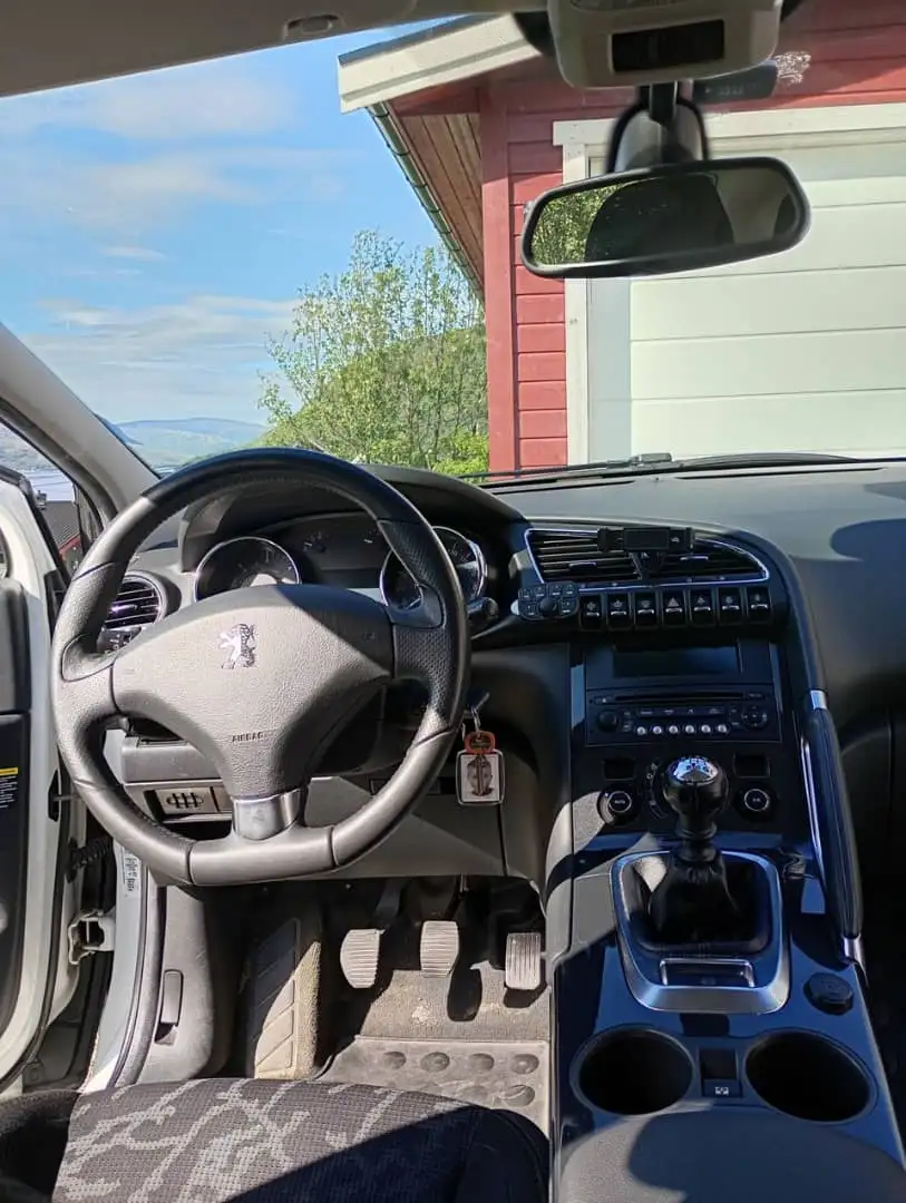 Peugeot 3008 3008 2.0 HDi 16V 150ch FAP Premium Pack - 2