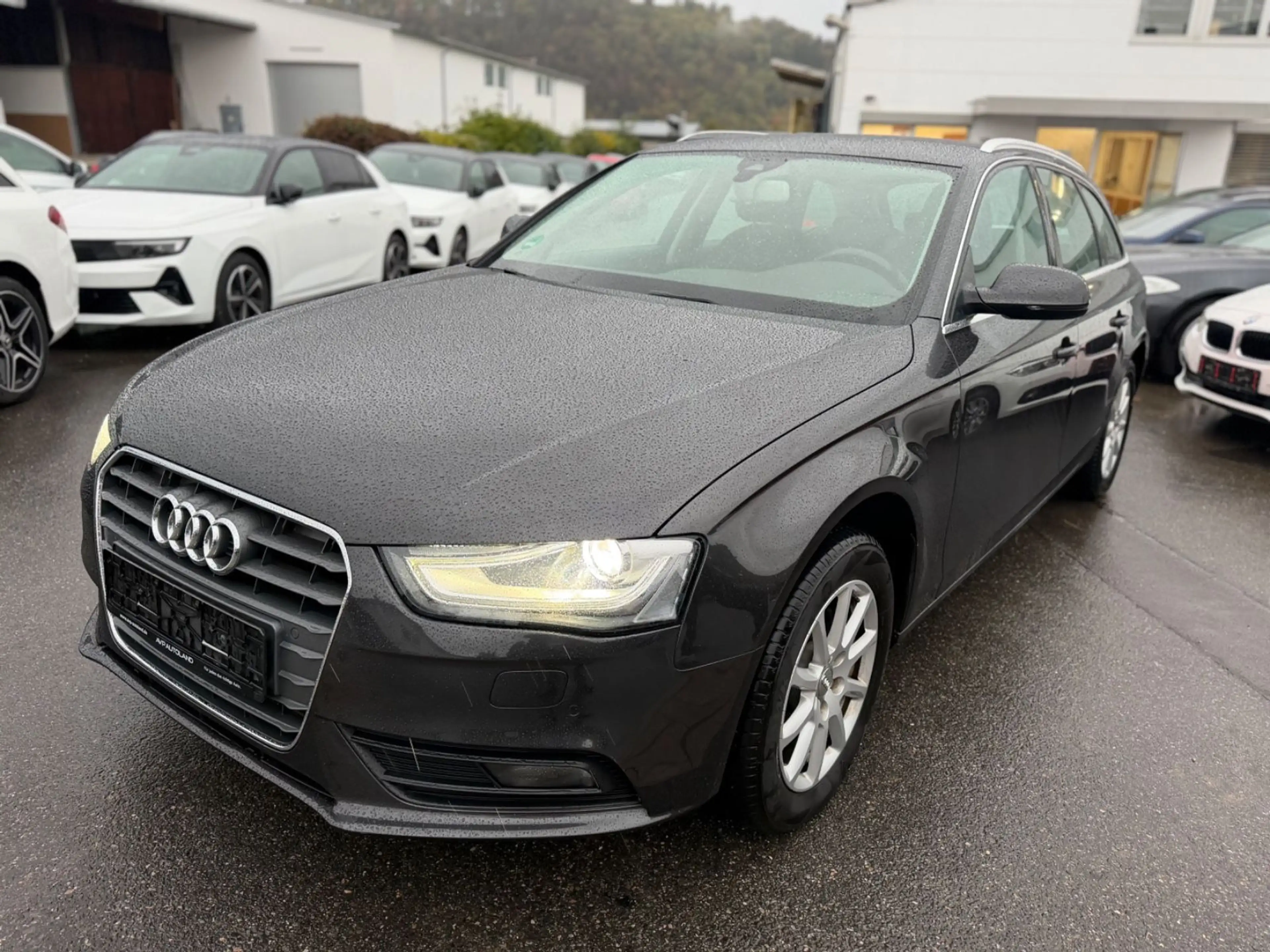 Audi A4 Avant Attraction*NEU*TÜV*AUTOMATIK*2.0* — photo 2