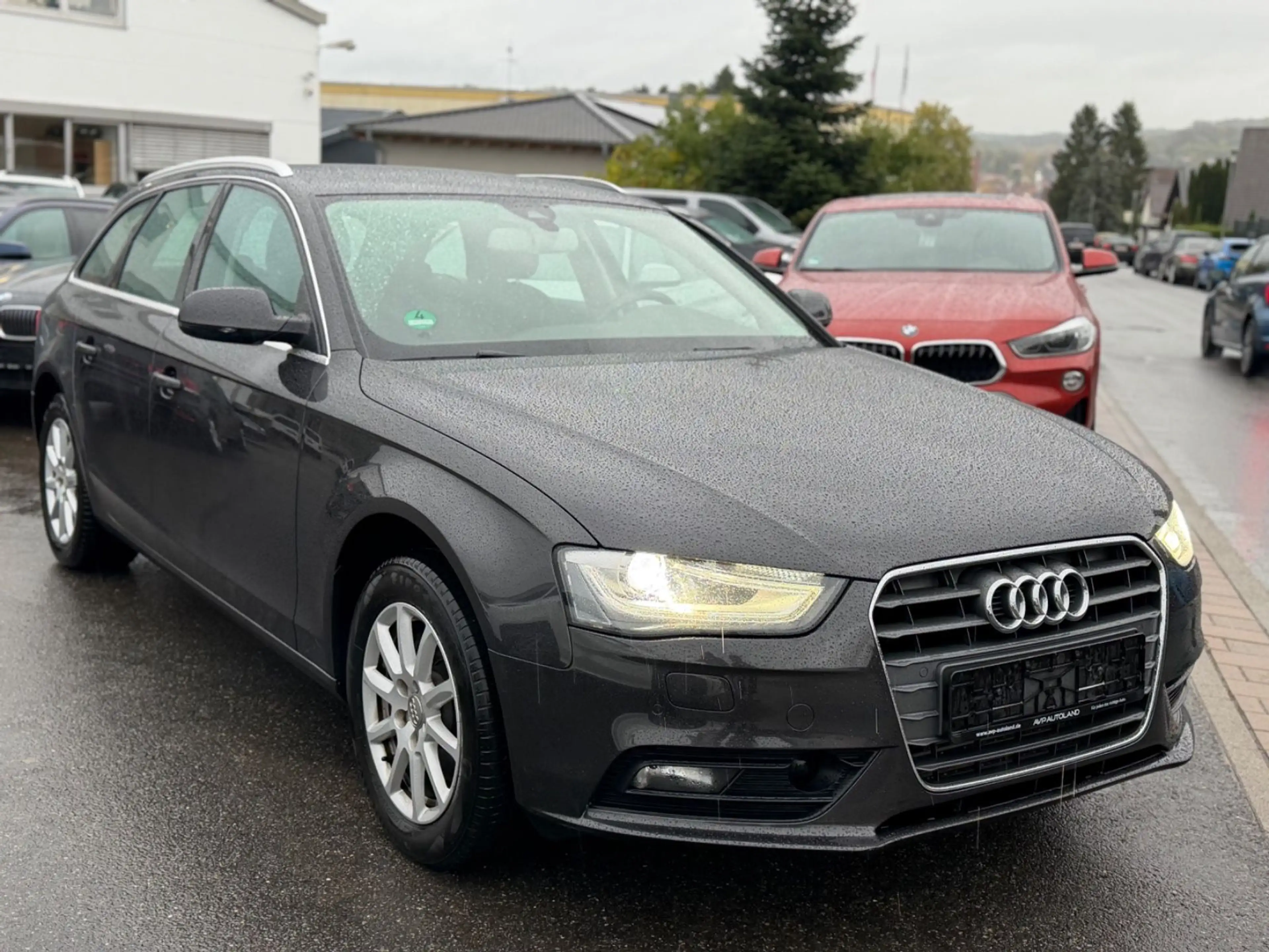 Audi A4 Avant Attraction*NEU*TÜV*AUTOMATIK*2.0*