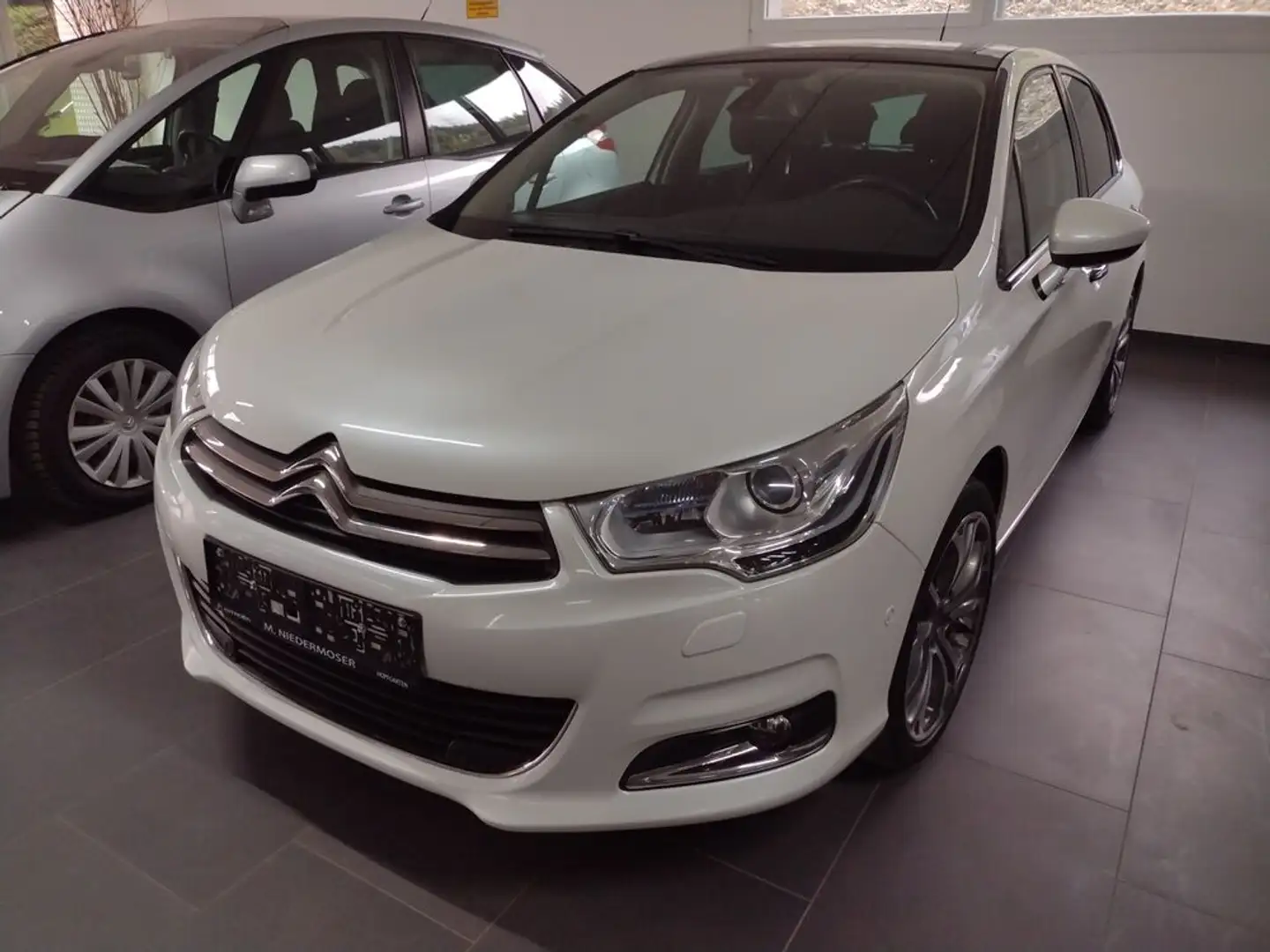 Citroen C4 Shine Weiß - 2