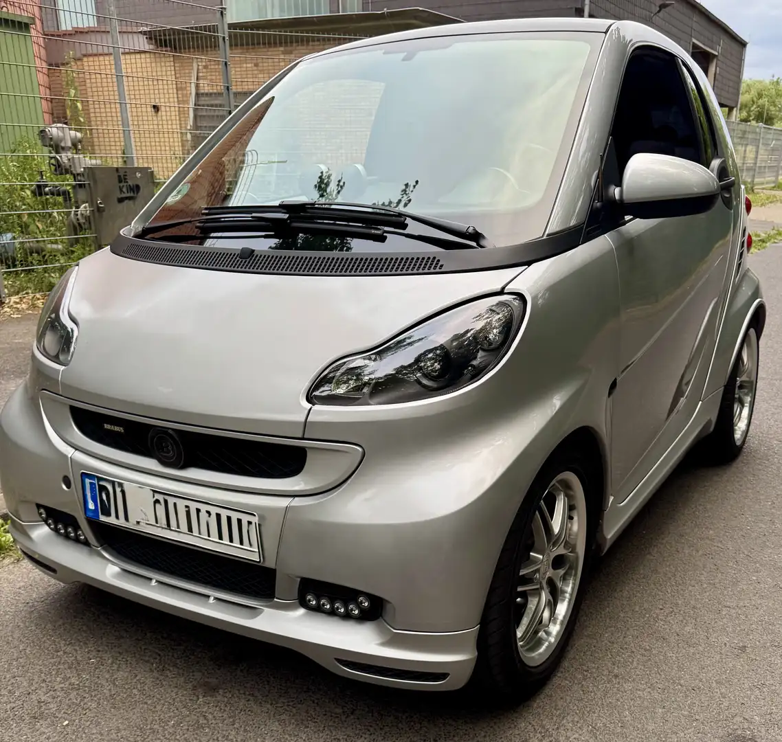 smart forTwo Brabus Xclusive Grau - 1