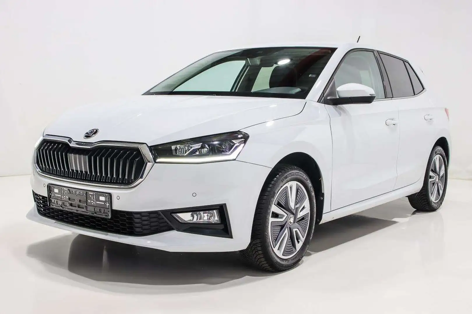 Skoda Fabia 1.0 TSI 110 AMBITION LED GPS RADAR CARPLAY JA16 Blanc - 2