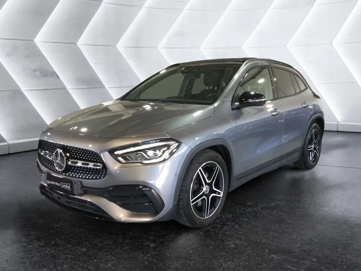 Mercedes-Benz GLA 200 GLA 200 d Automatic Premium Grigio - 1