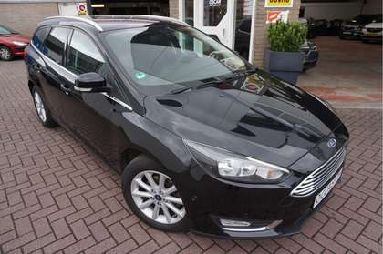 Ford Focus Wagon 1.0I EcoBoost Titanium Edition
