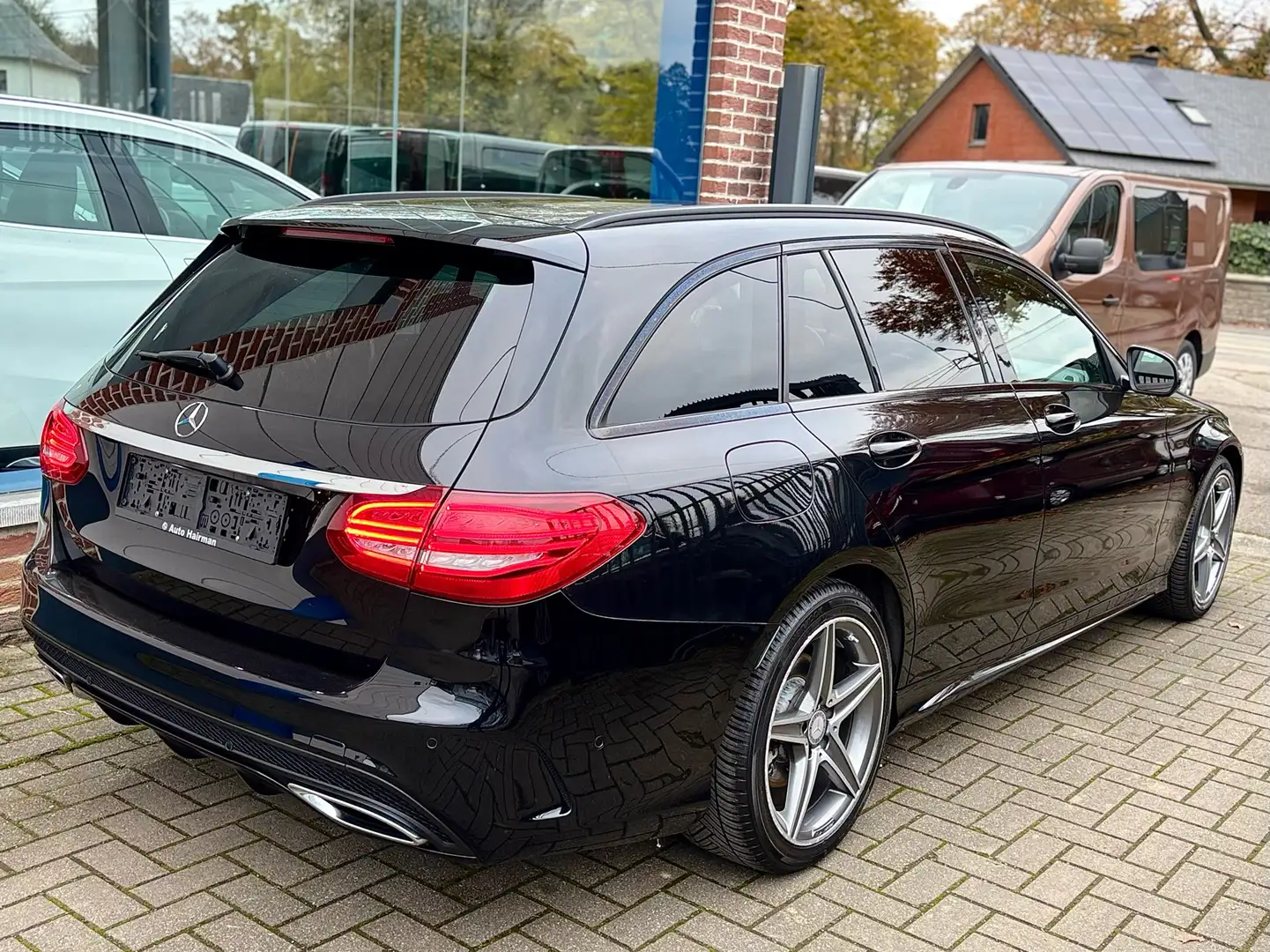 Mercedes-Benz C 180 d PACK AMG NIGHT ÉDITION *LED *GPS CUIR Zwart - 2