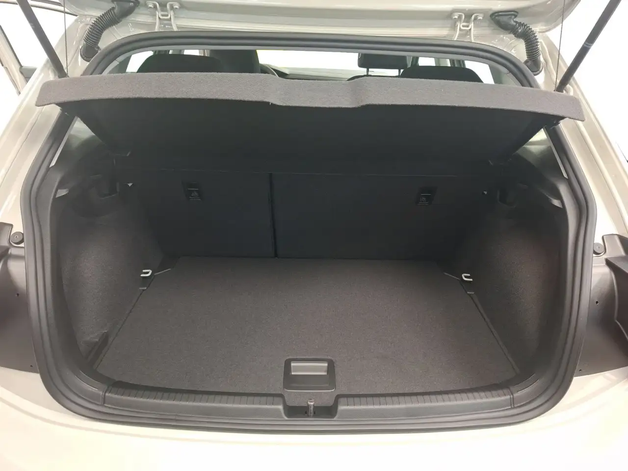 Volkswagen Polo VI 1.0 LED PDC SpurH Virtual 14