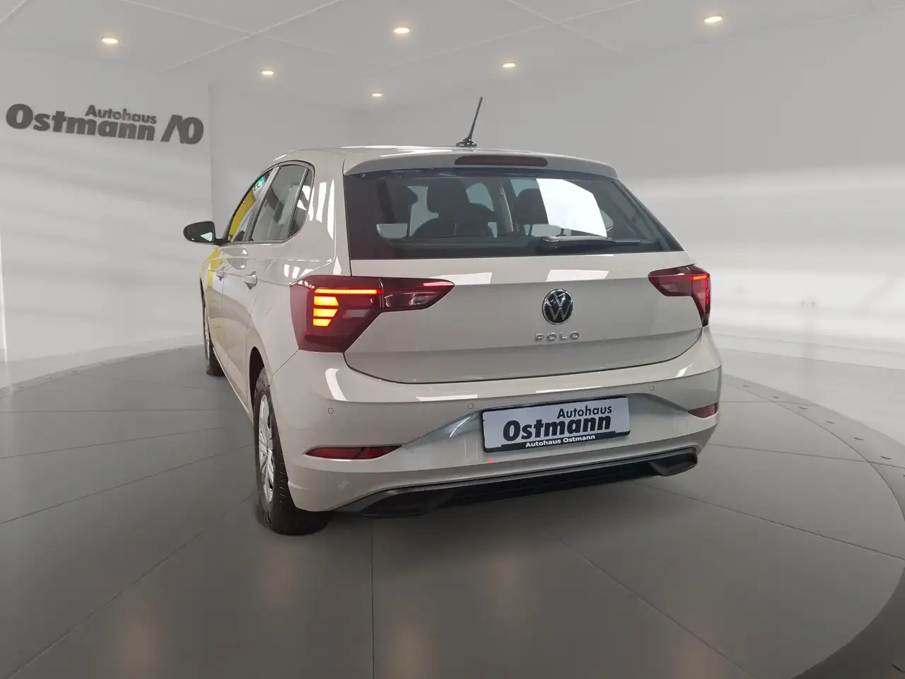 Volkswagen Polo VI 1.0 LED PDC SpurH Virtual 2