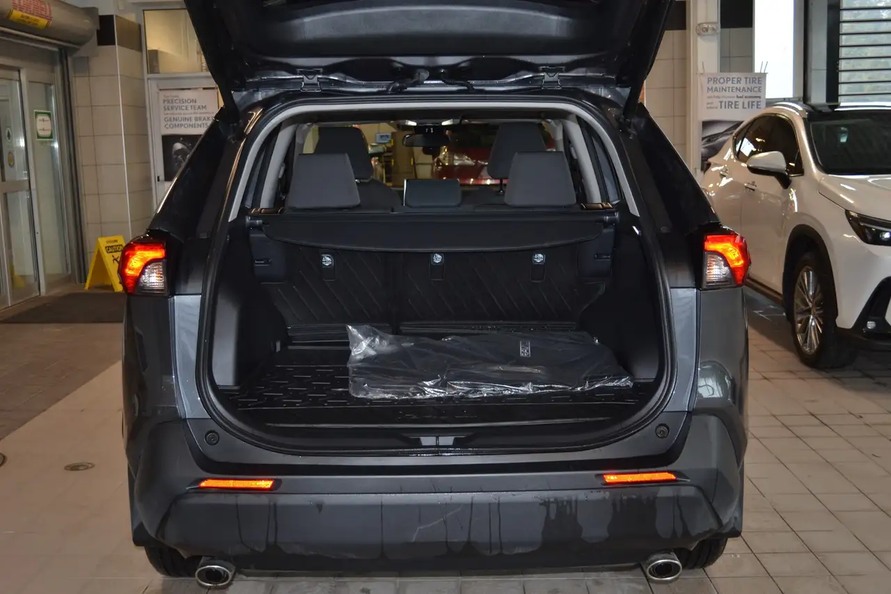 Toyota RAV 4 снимка Toyota RAV 4