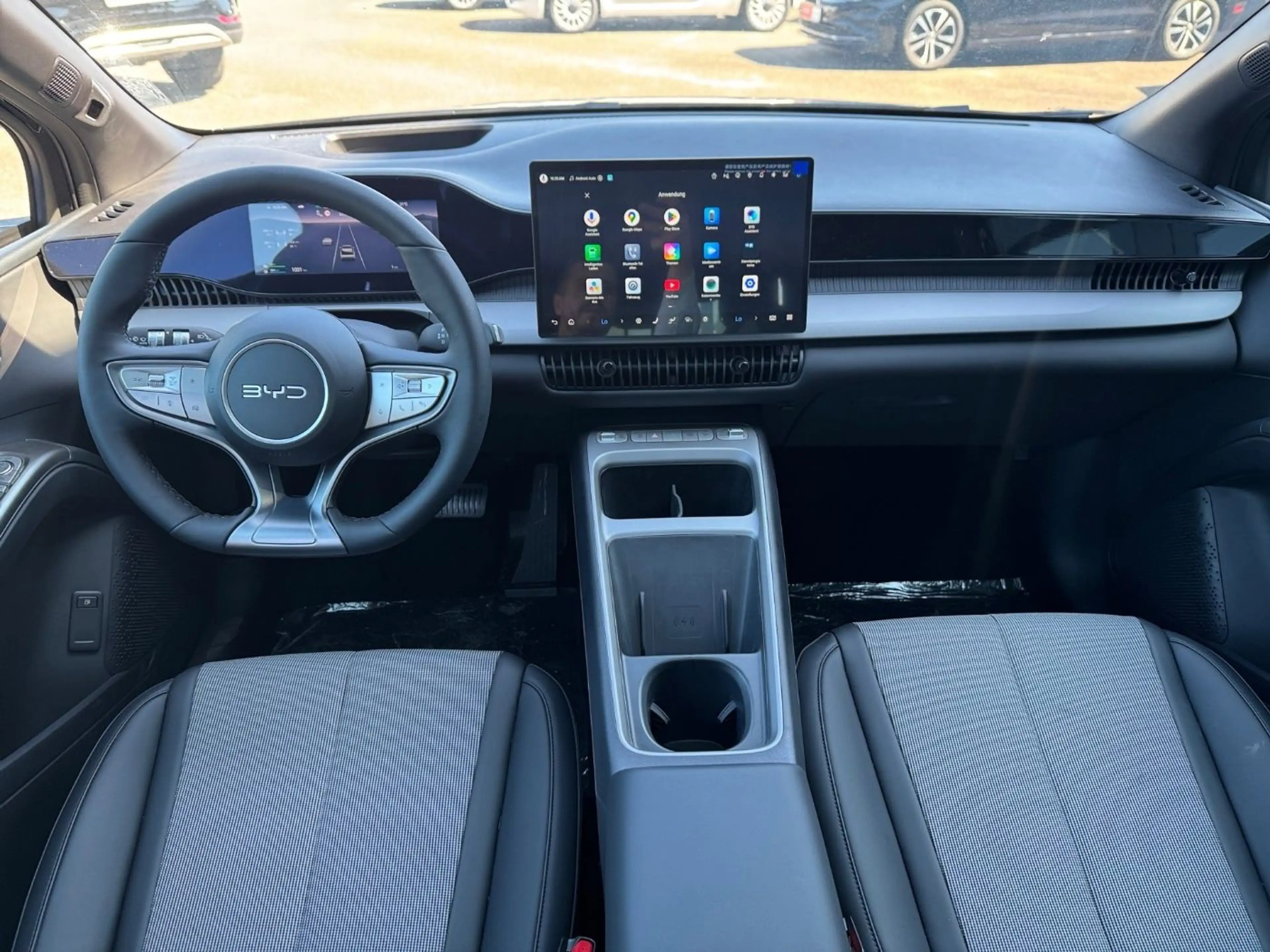 BYD Dolphin G DM-i Comfort AUT+LED+Navi+Pano+360+HUD — photo 15