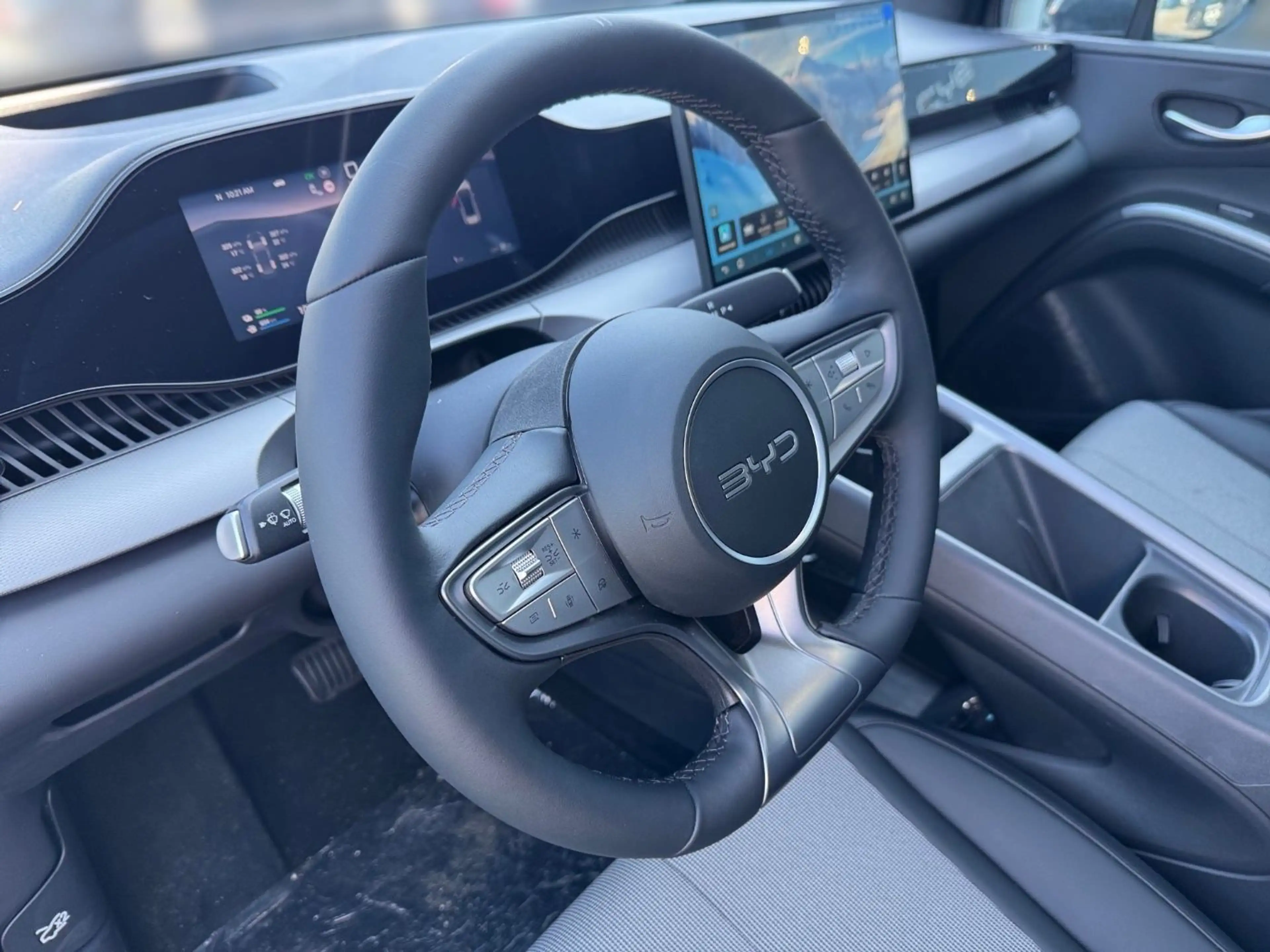 BYD Dolphin G DM-i Comfort AUT+LED+Navi+Pano+360+HUD — photo 8