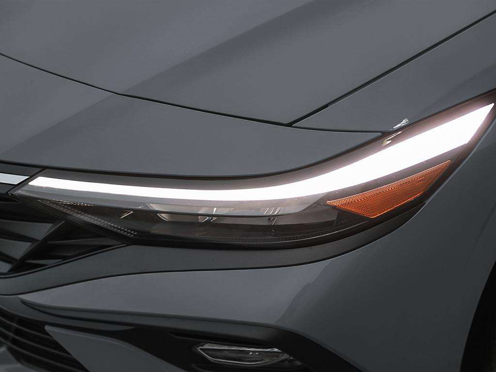 2026 Hyundai ELANTRA Luxury thumb 8