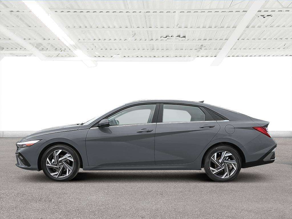 2026 Hyundai ELANTRA Luxury alt 3