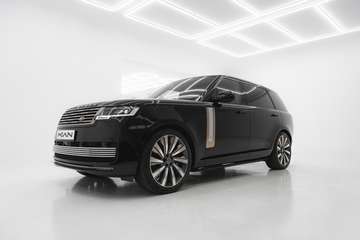 4.4 V8 MHEV SV LWB AWD Aut. 615