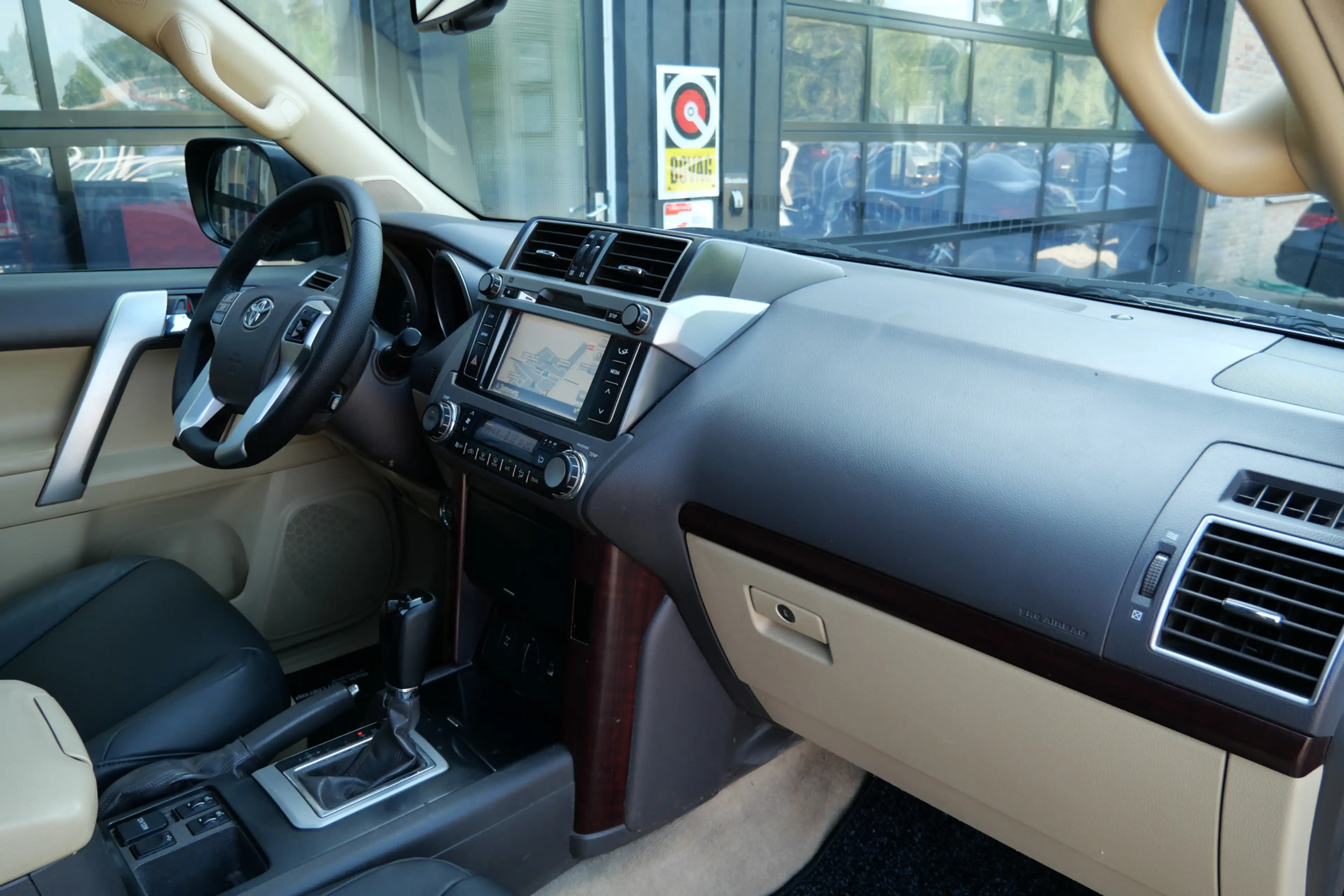 Toyota Land Cruiser 3.0 D-4D-F Executive Window Van | Grijs Kenteken | — photo 5