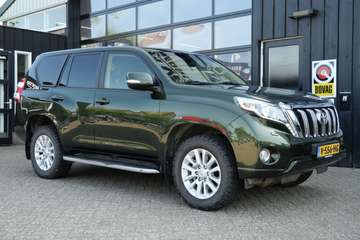 3.0 D-4D-F Executive Window Van | Grijs Kenteken |
