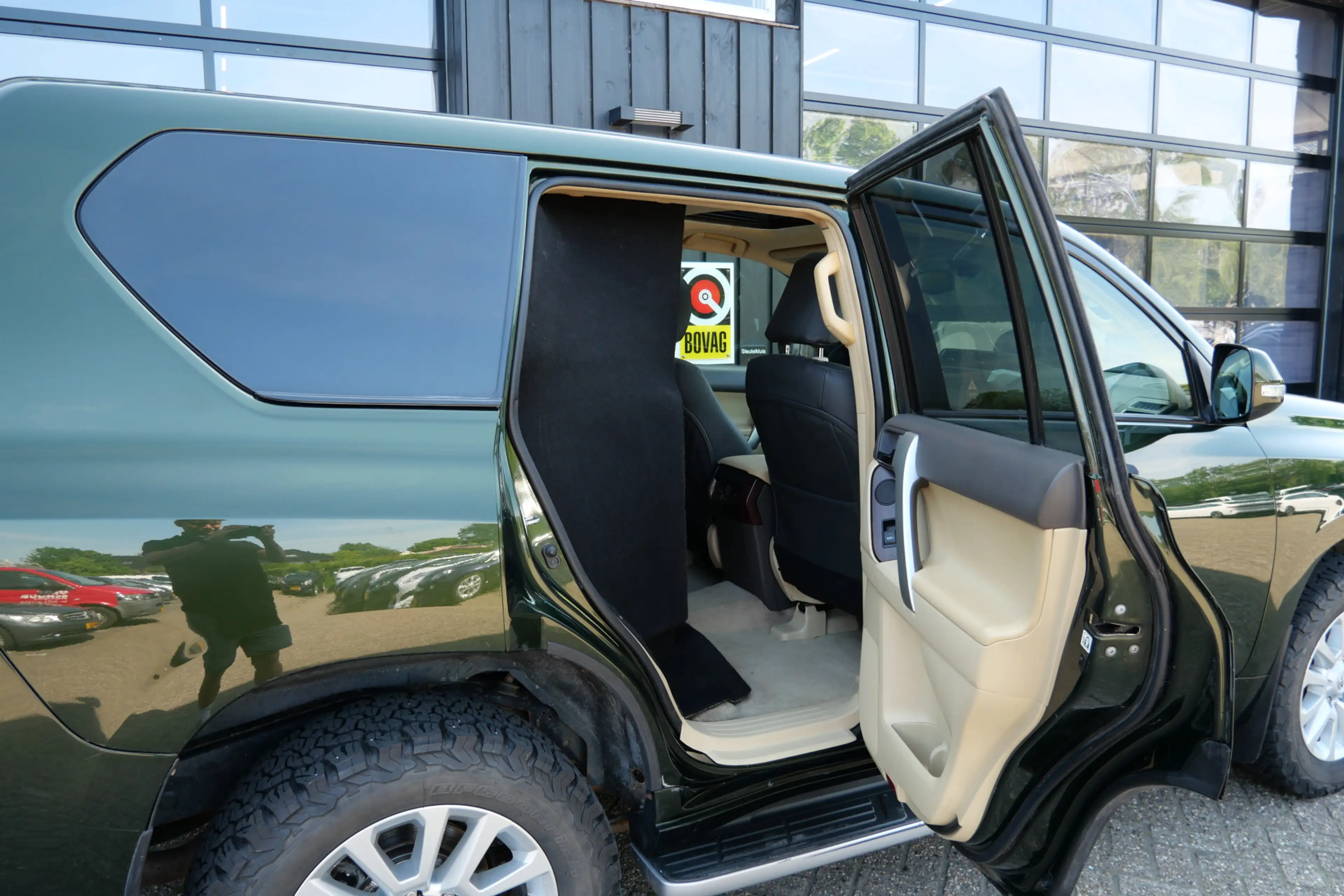 Toyota Land Cruiser 3.0 D-4D-F Executive Window Van | Grijs Kenteken | — photo 35