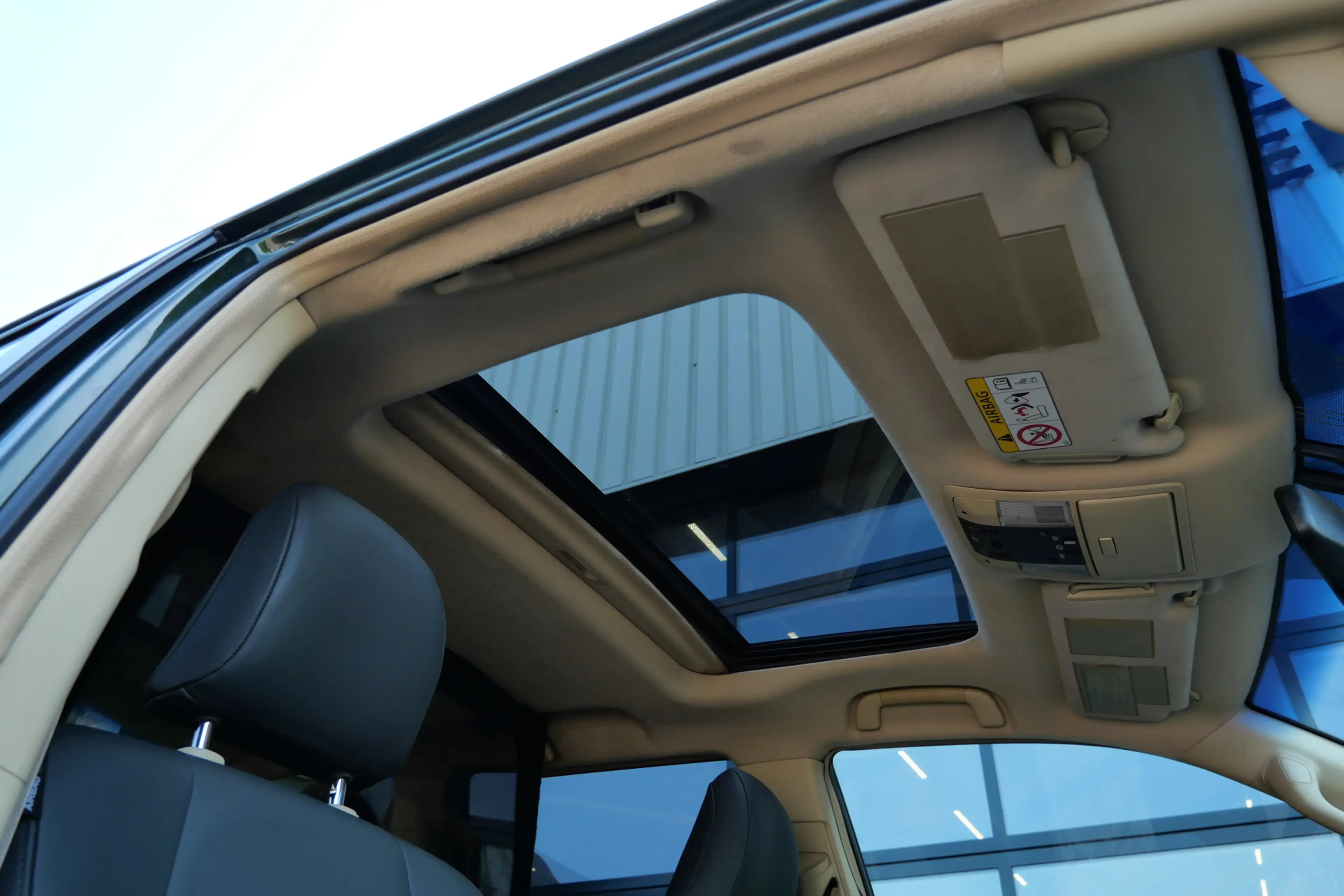 Toyota Land Cruiser 3.0 D-4D-F Executive Window Van | Grijs Kenteken | — photo 21