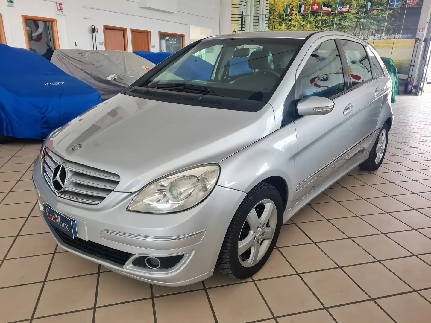 Mercedes-Benz B 180 CDI 109CV **BUONE CONDIZIONI GENERALI** Gris - 1