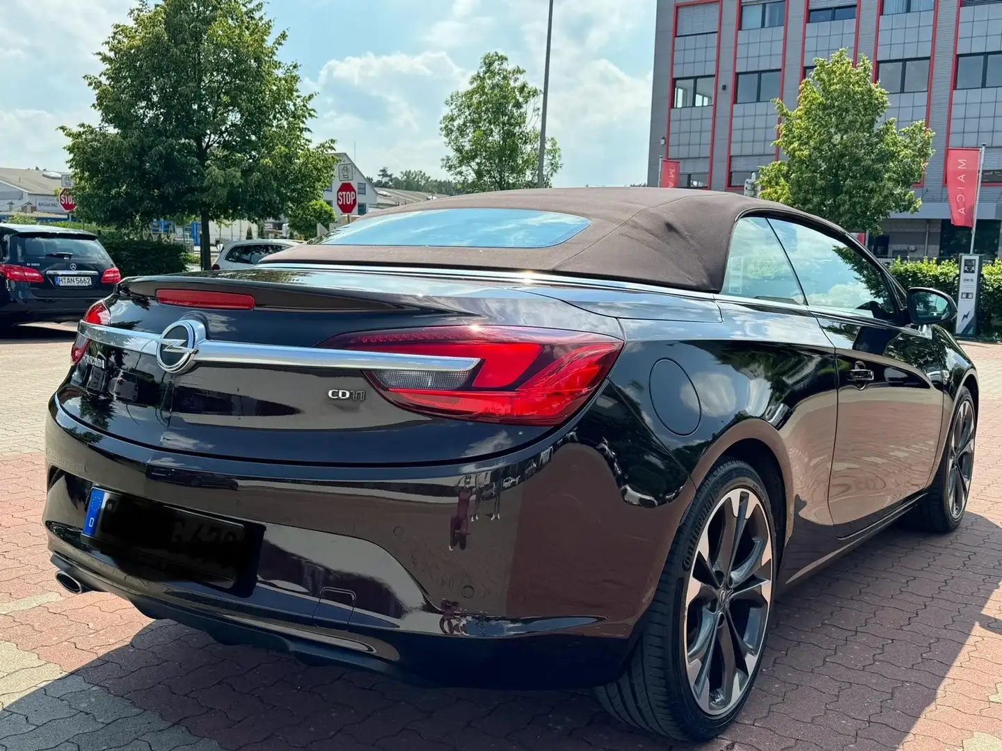 Opel Cascada 2.0 CDTI ecoFLEX Start/Stop Innovation Braun - 2