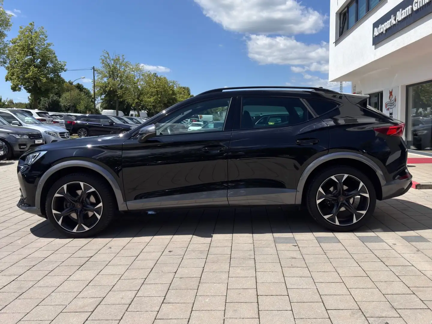 CUPRA Formentor 2,0 TDIF 4Drive ACC DAB Lane Navi Schwarz - 2