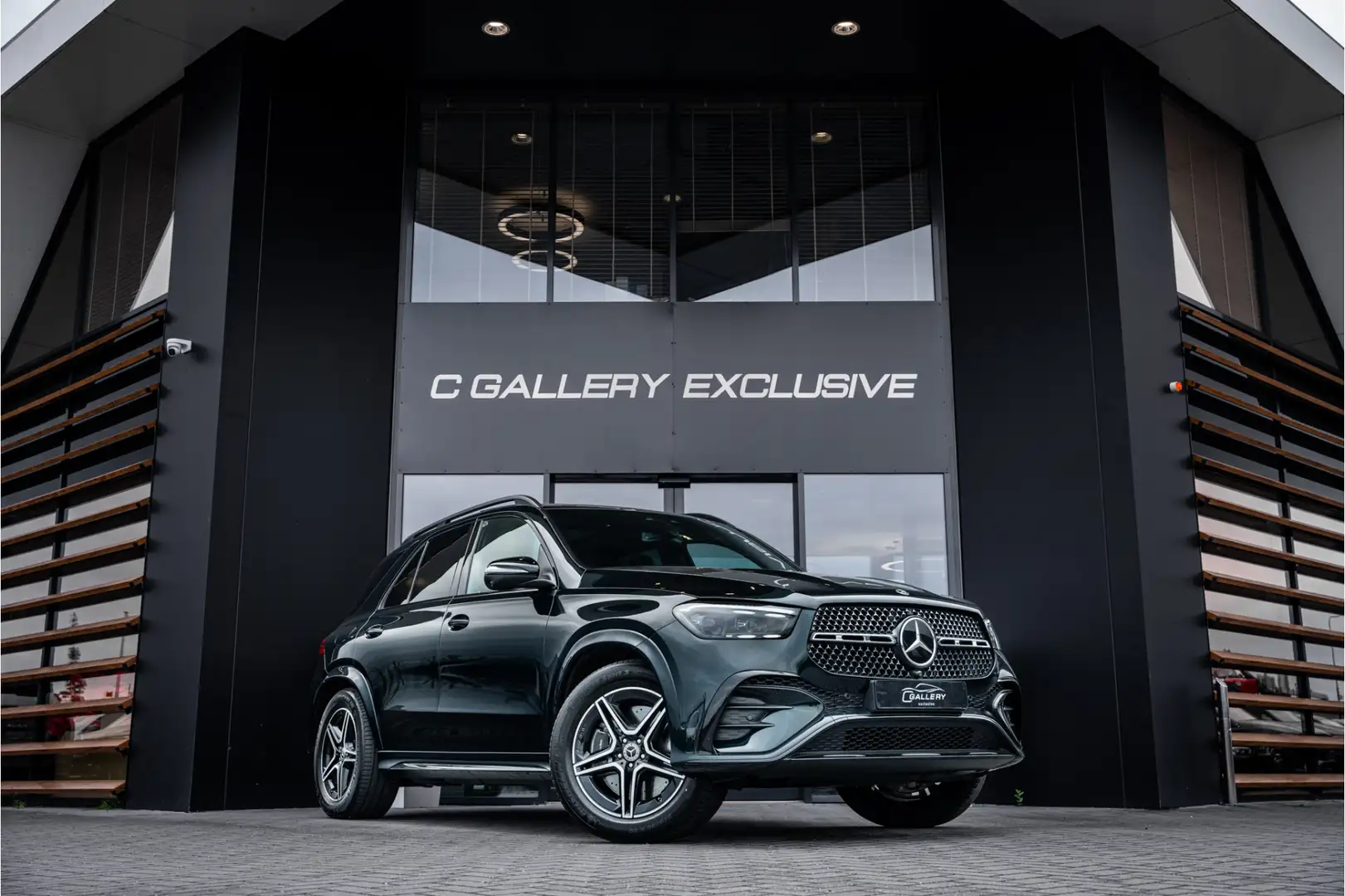 Mercedes-Benz GLE 400 GLE400 e 4MATIC AMG Line - Panorama | Burmester | Vert - 1