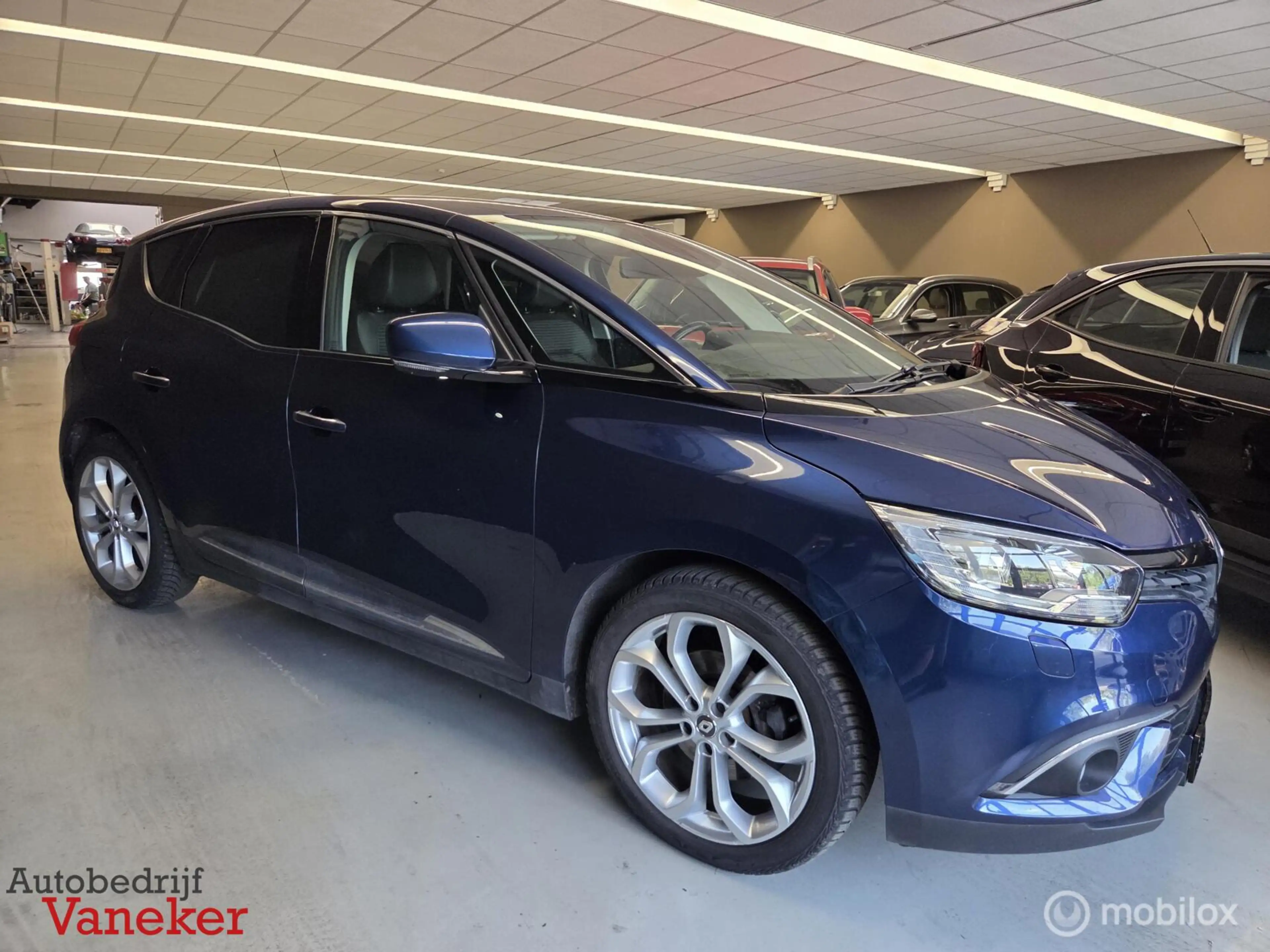 Renault Scenic 1.2 TCe Intens|Carplay|20 inch — photo 24