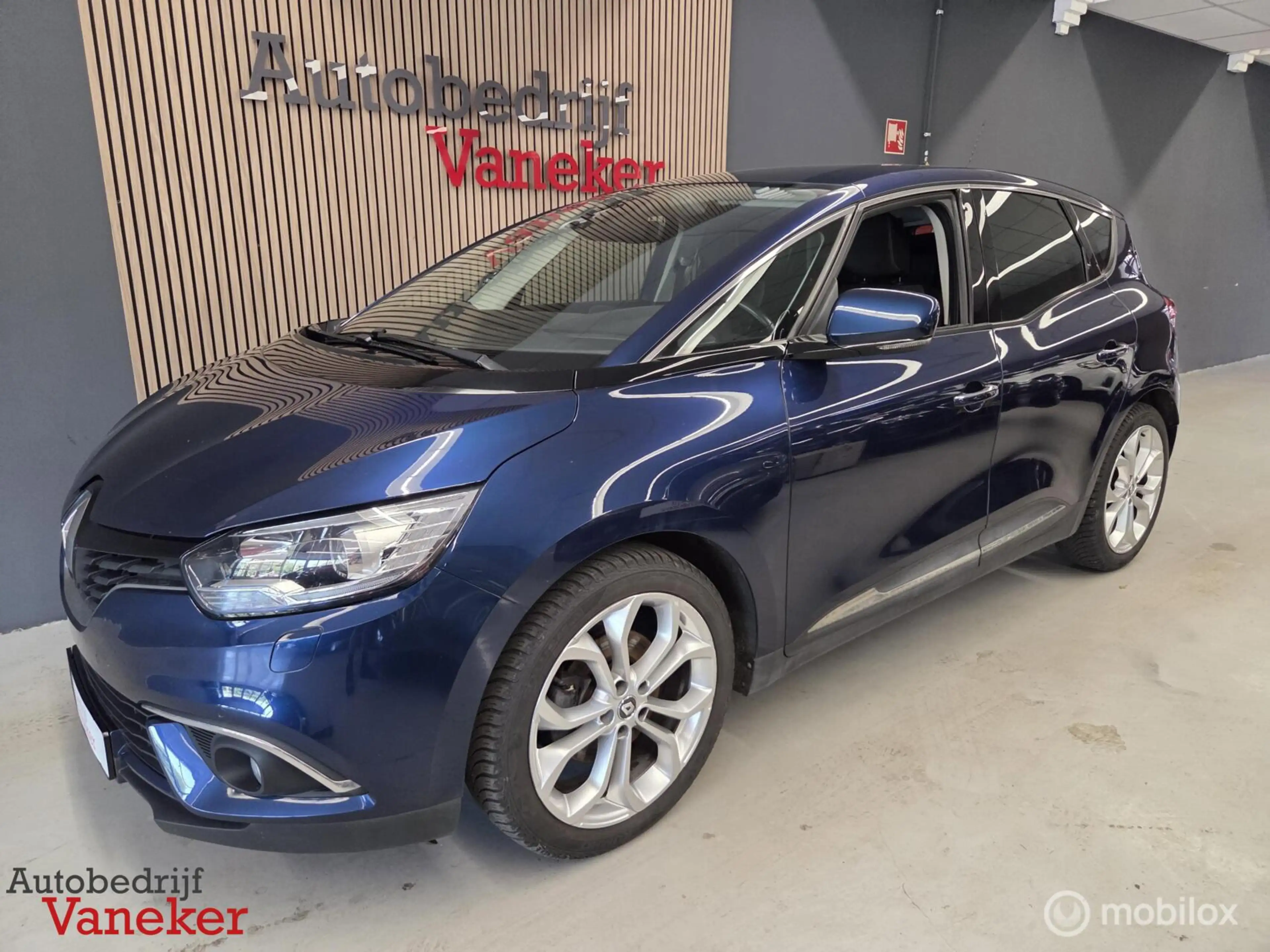 Renault Scenic 1.2 TCe Intens|Carplay|20 inch — photo 3