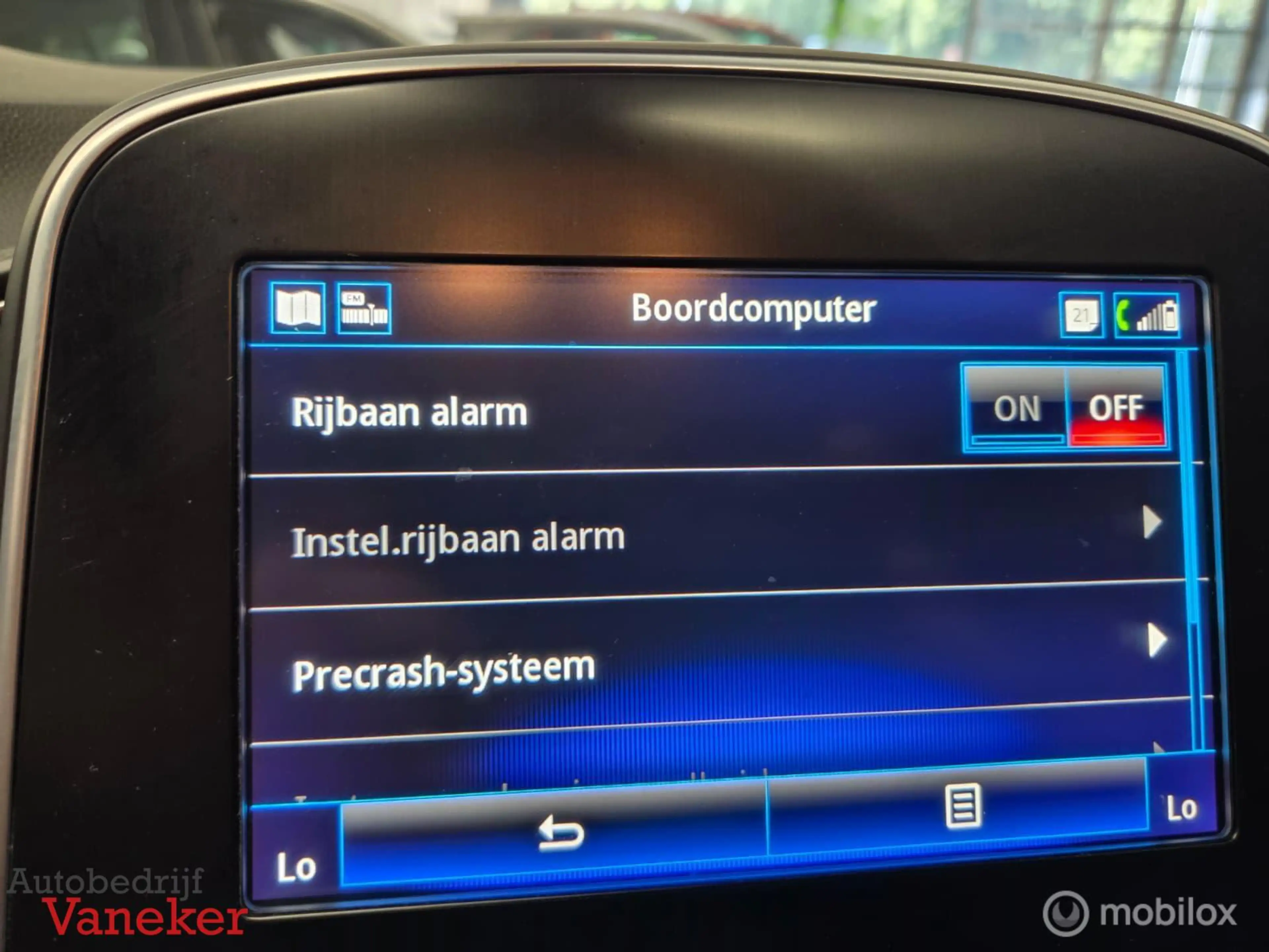 Renault Scenic 1.2 TCe Intens|Carplay|20 inch — photo 16