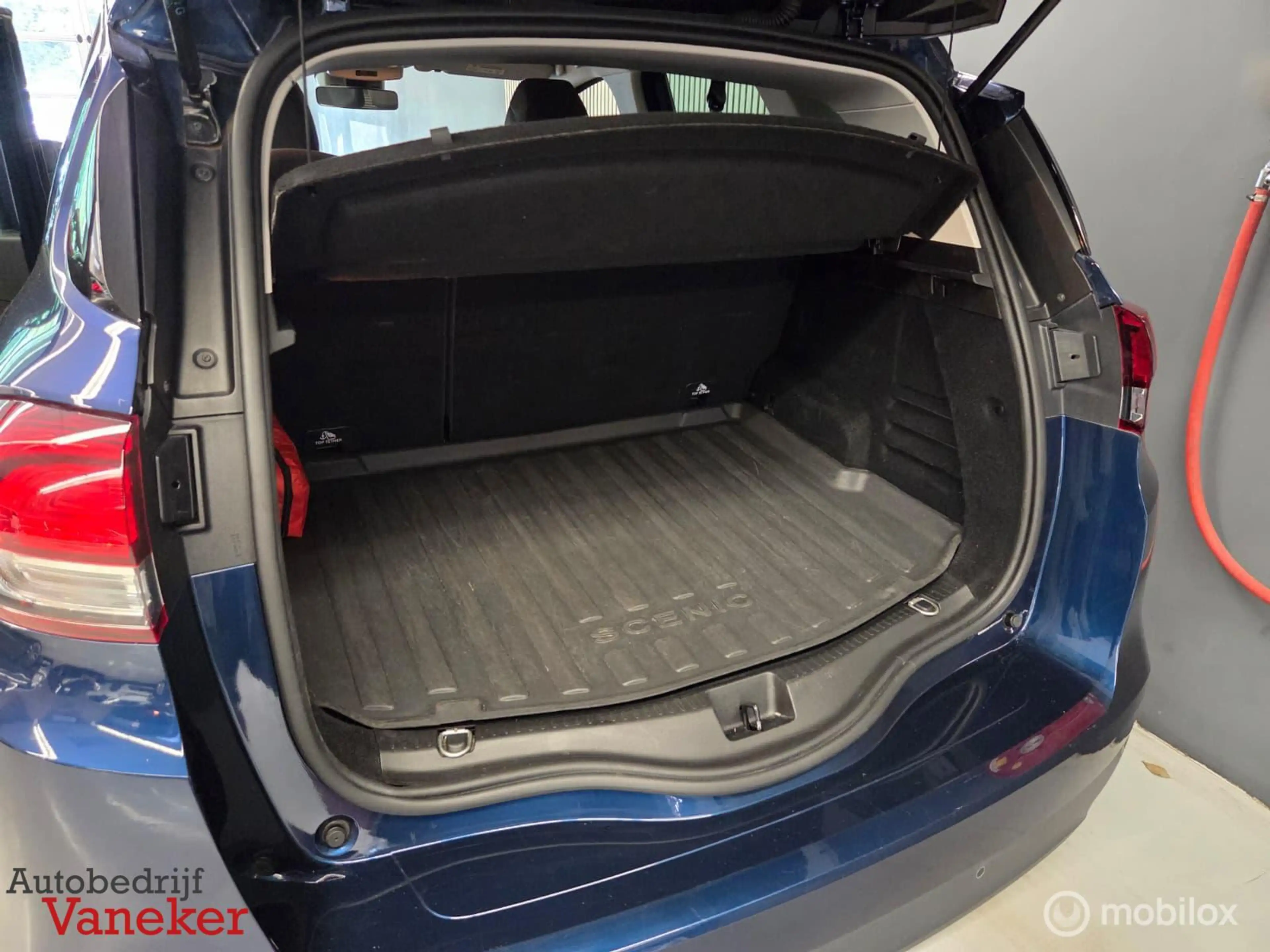 Renault Scenic 1.2 TCe Intens|Carplay|20 inch — photo 22