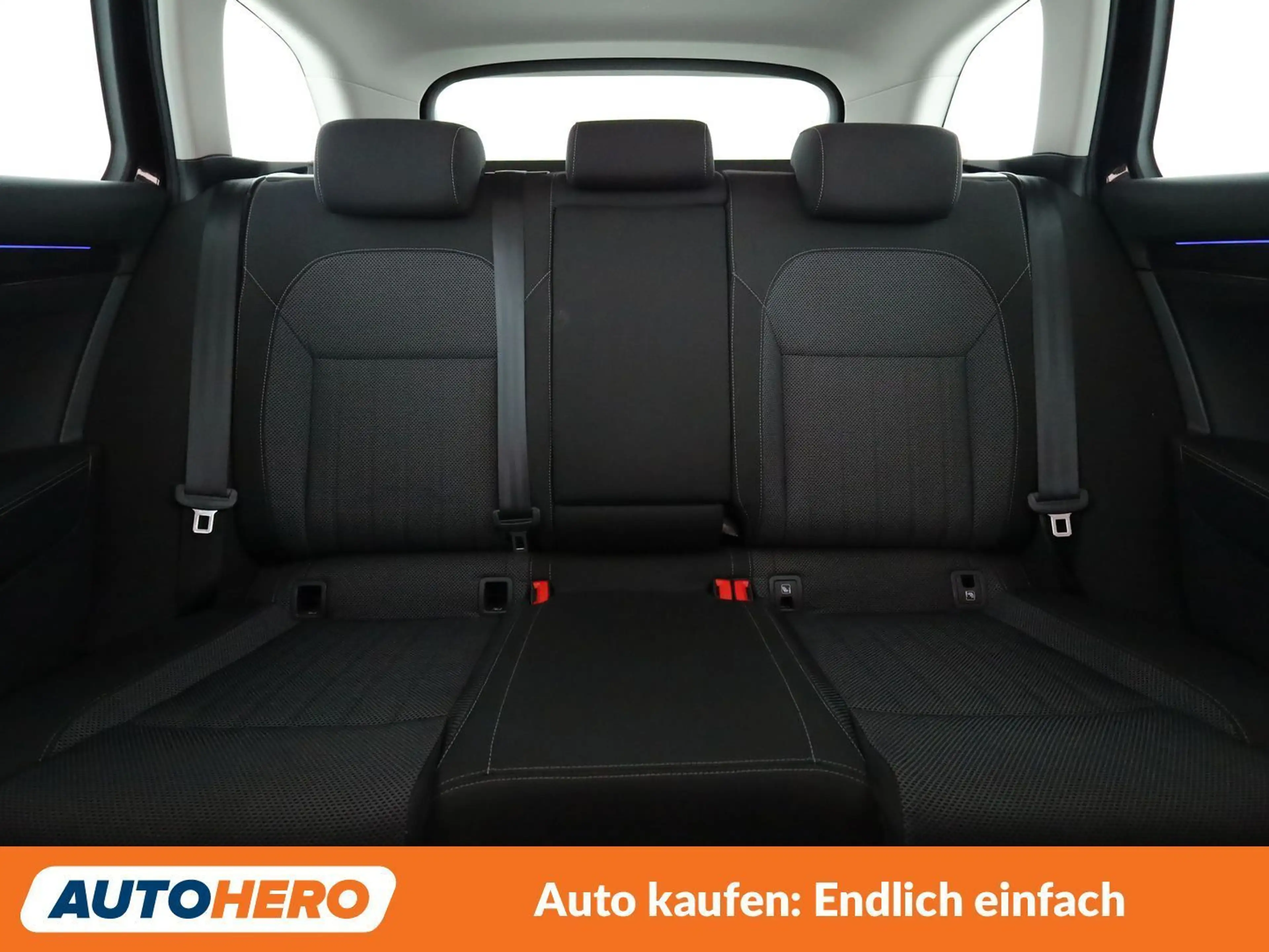Skoda Superb 2.0 TDI Style — photo 15