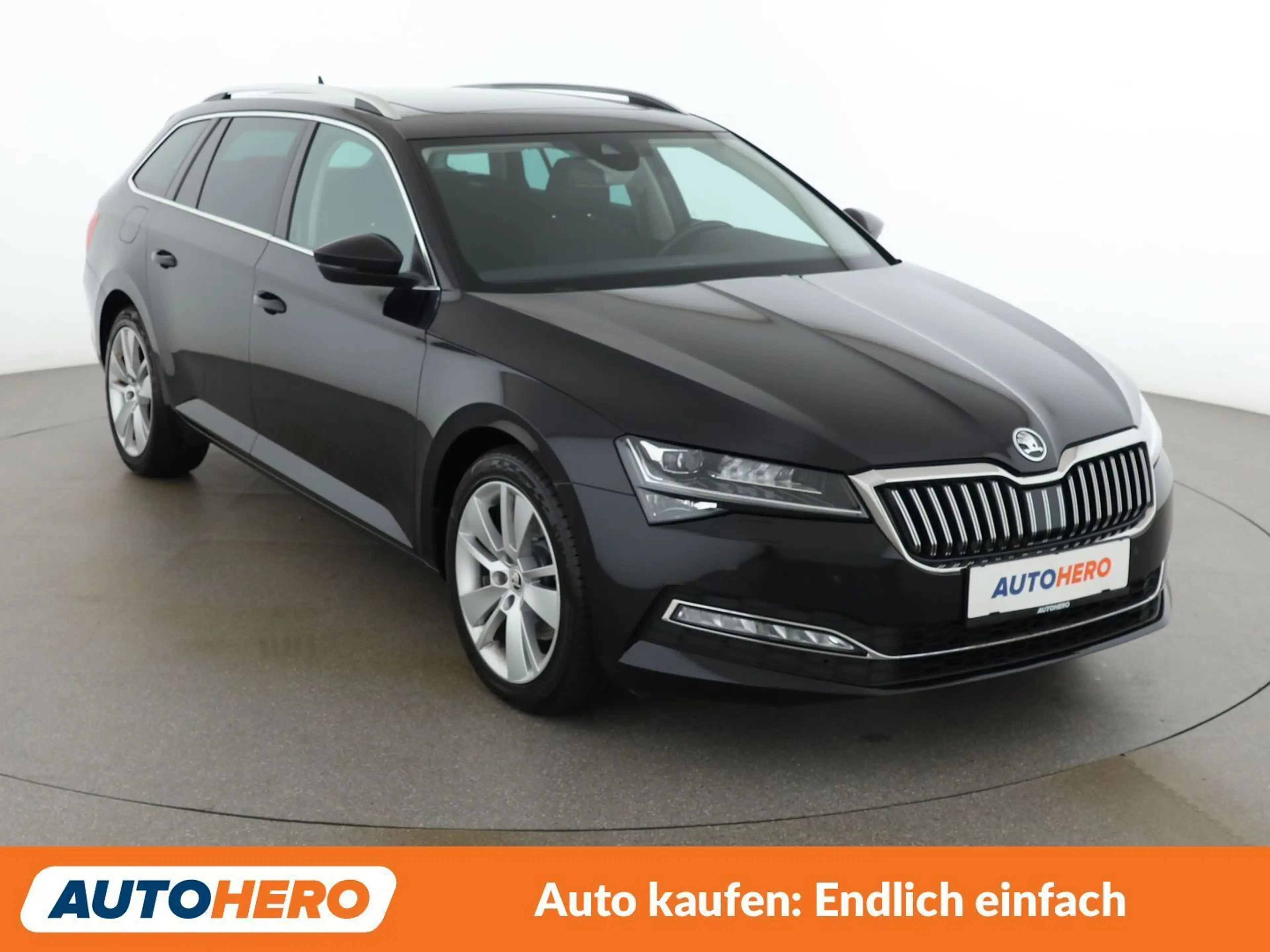 Skoda Superb 2.0 TDI Style — photo 8