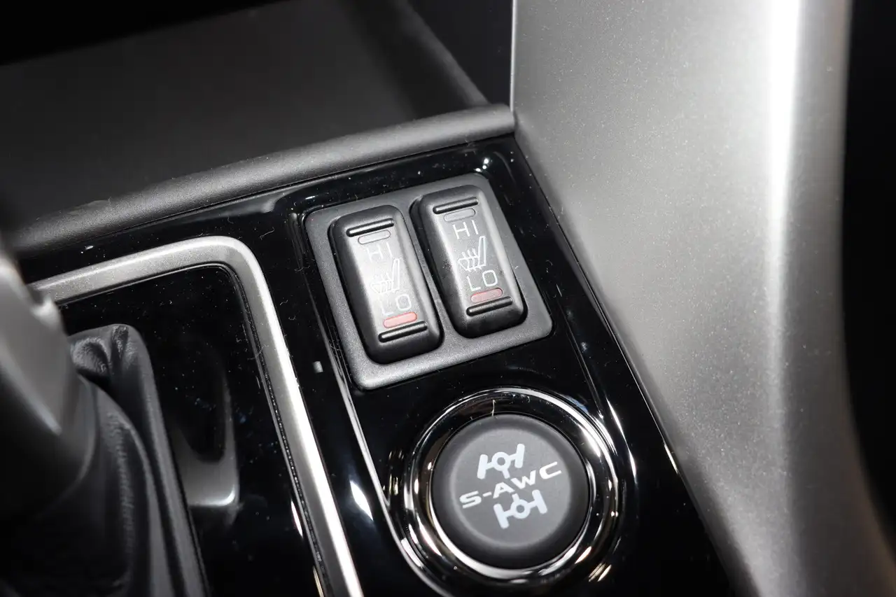 Mitsubishi Eclipse Cross снимка Mitsubishi Eclipse Cross
