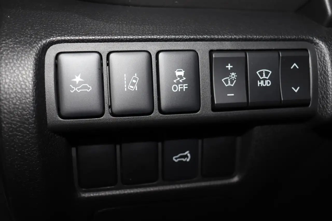 Mitsubishi Eclipse Cross снимка Mitsubishi Eclipse Cross