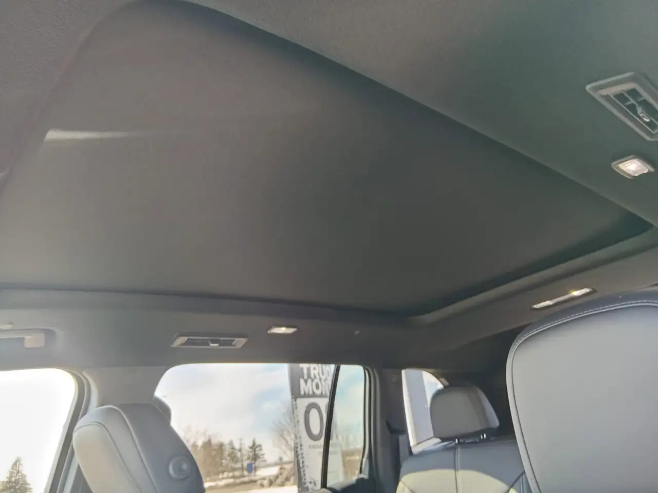 GMC Acadia снимка GMC Acadia