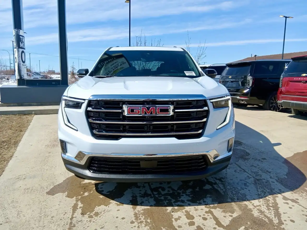 GMC Acadia снимка GMC Acadia