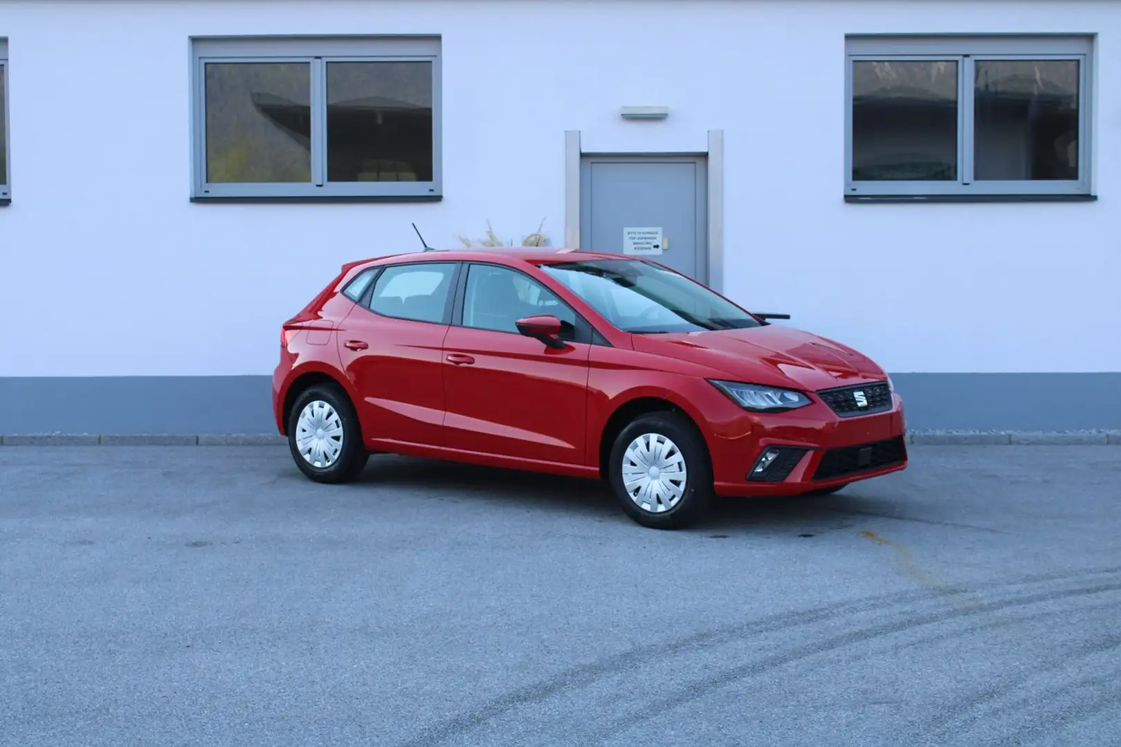 SEAT Ibiza Reference 1.0 Rot - 1