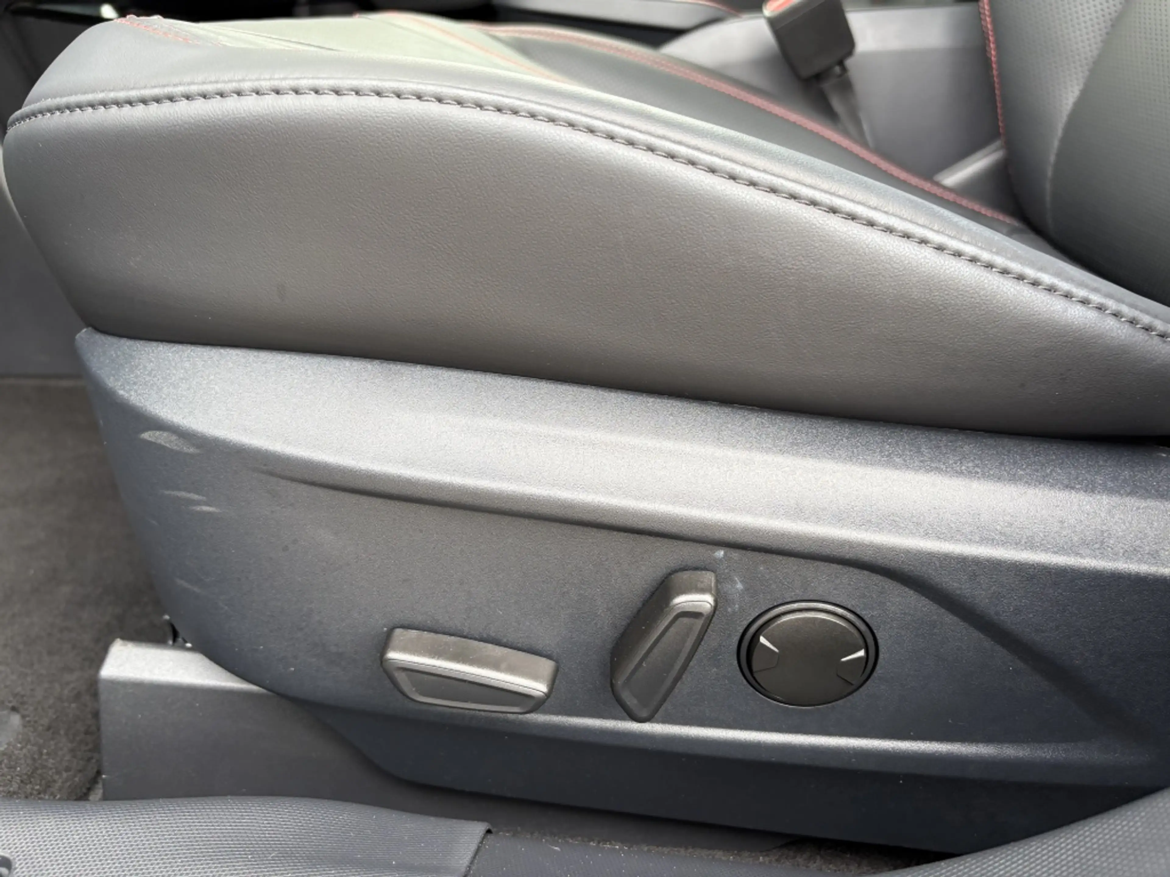 Ford Mustang Mach-E Extended range Premium RWD 88 kWh TECHPACK+ PANODA — photo 12