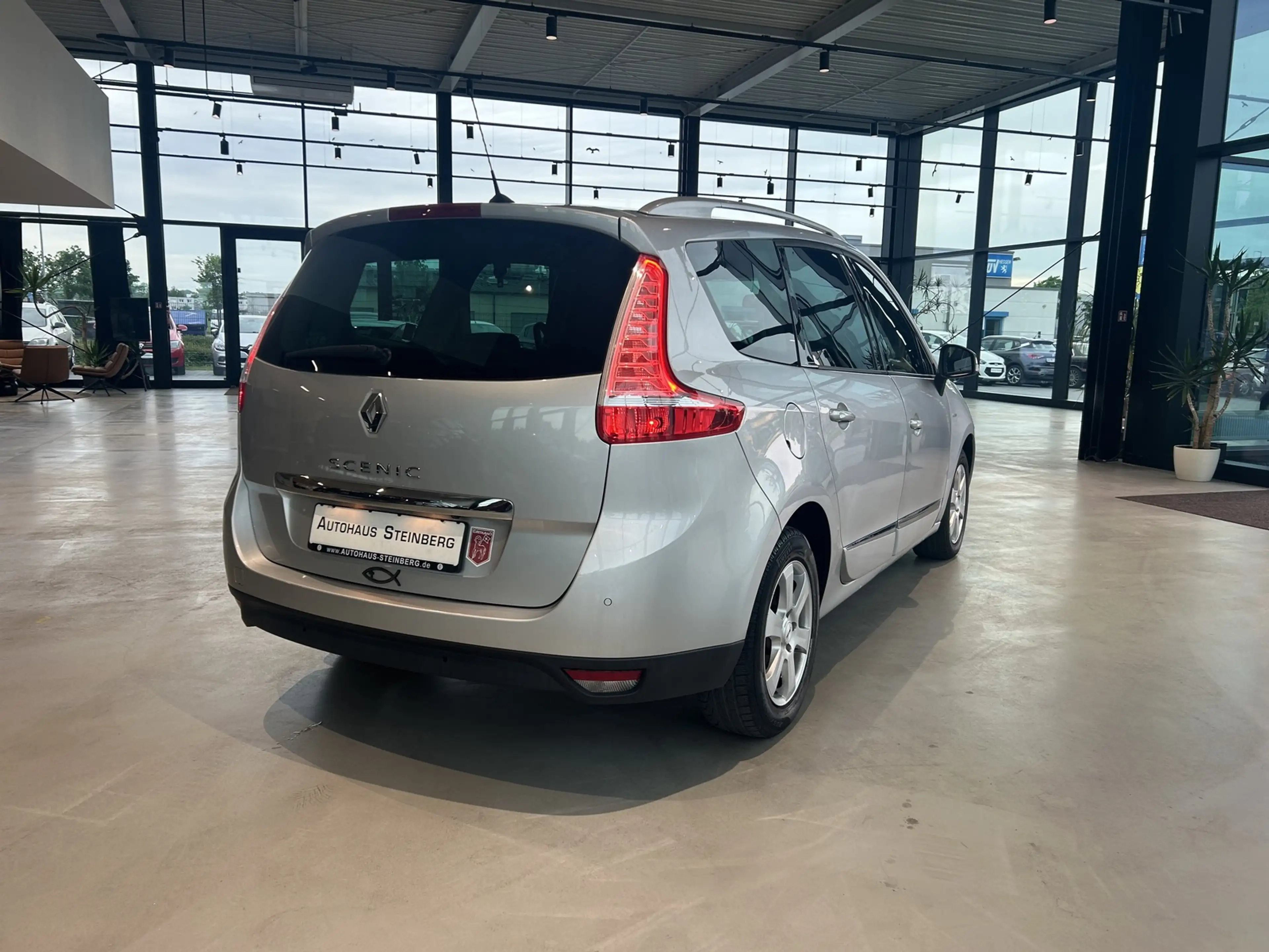 Renault Scenic III Grand BOSE Edition AUTOMATIK+ — photo 10