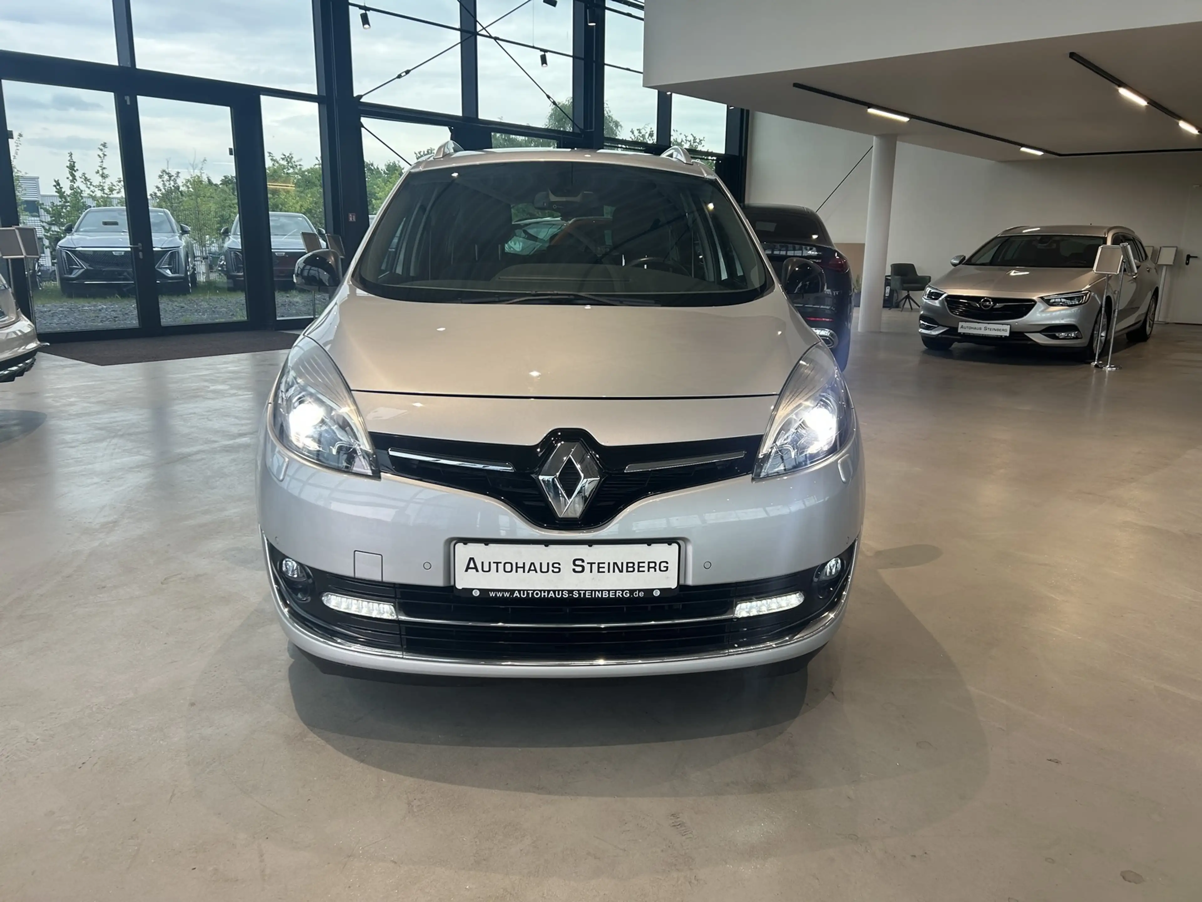 Renault Scenic III Grand BOSE Edition AUTOMATIK+ — photo 2