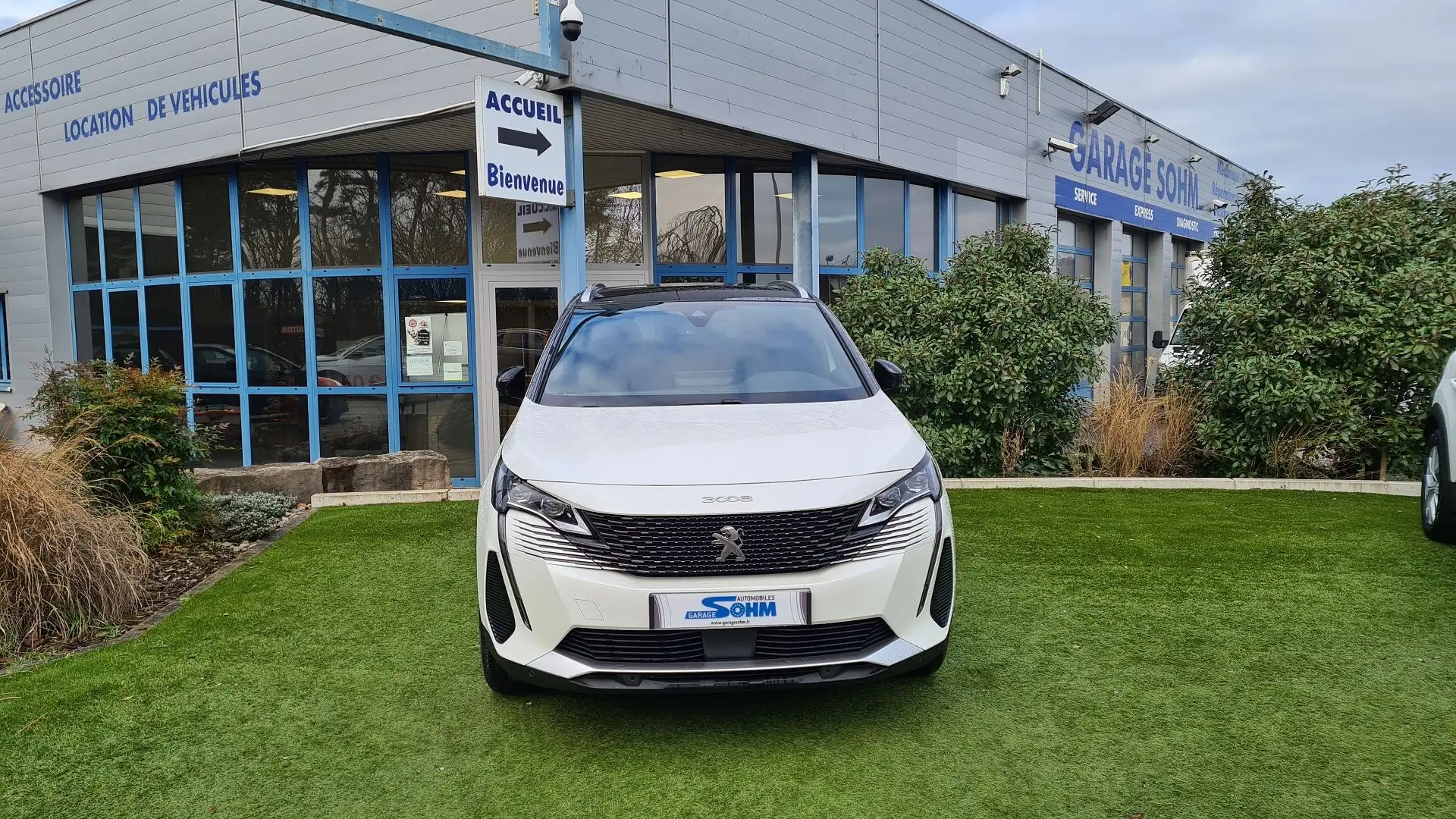 Peugeot 3008 1.2 PURETECH 130CH S\u0026S GT Blanc - 2