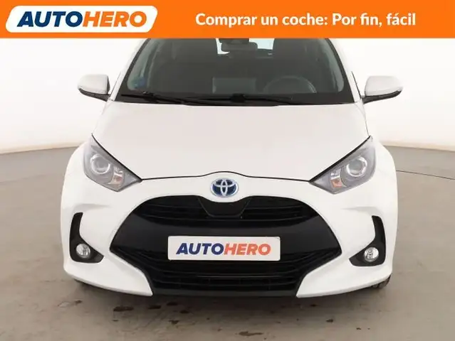 Toyota Yaris view 9