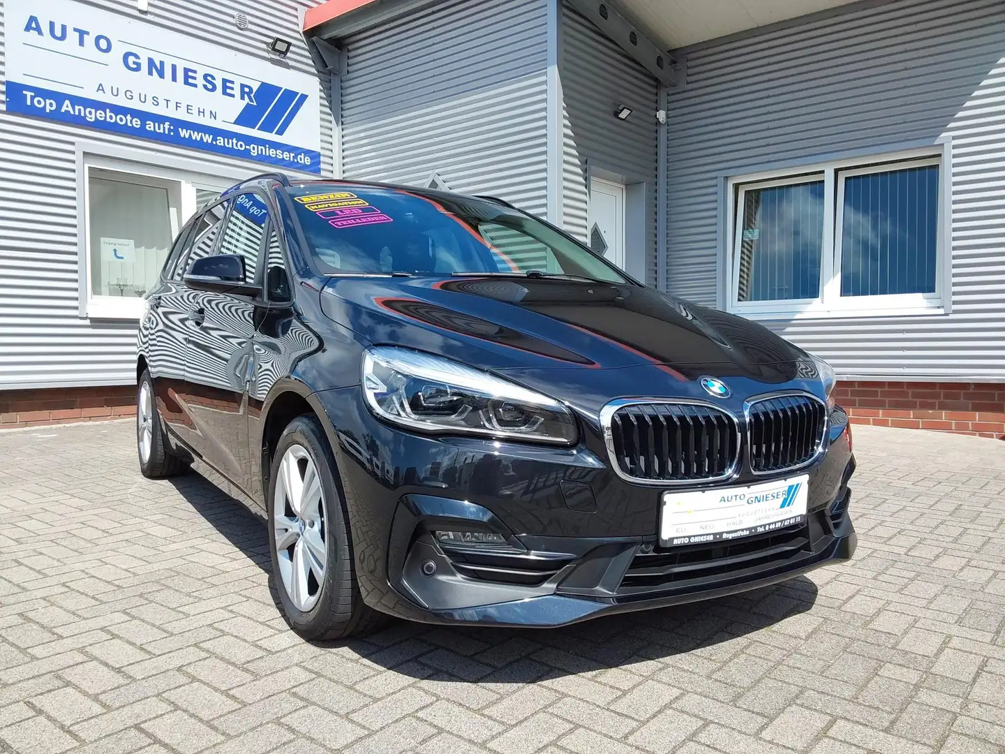 BMW 218 Gran Tourer 218d Sport Line AHK/SHZ/LED/PDC/NAV... Schwarz - 1