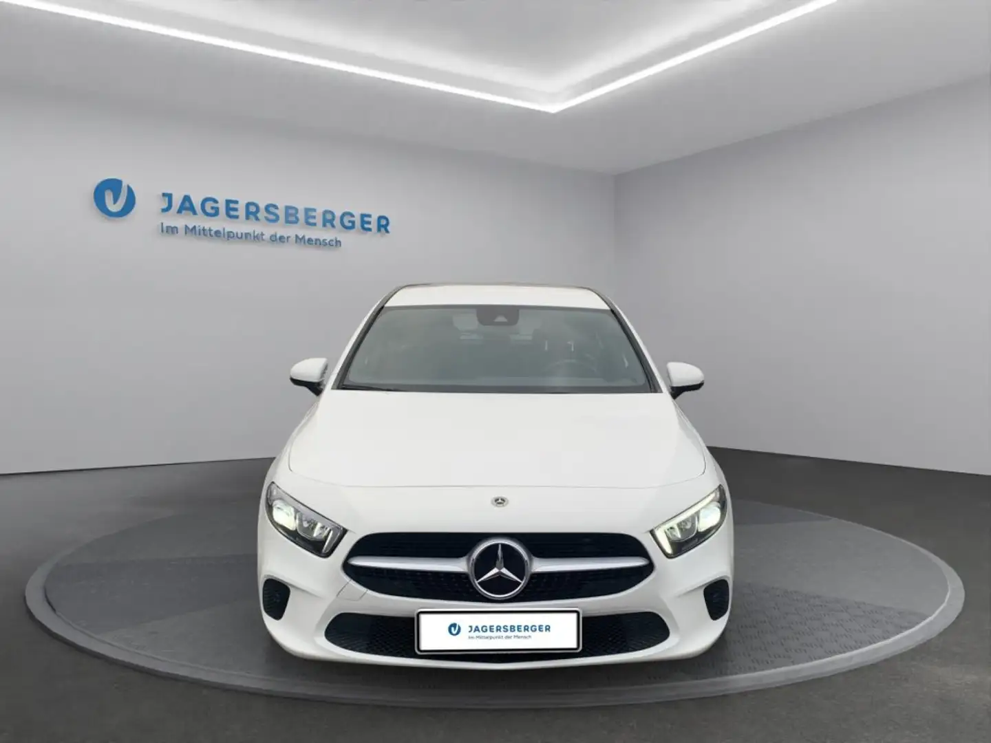 Mercedes-Benz A 180 d Weiß - 1