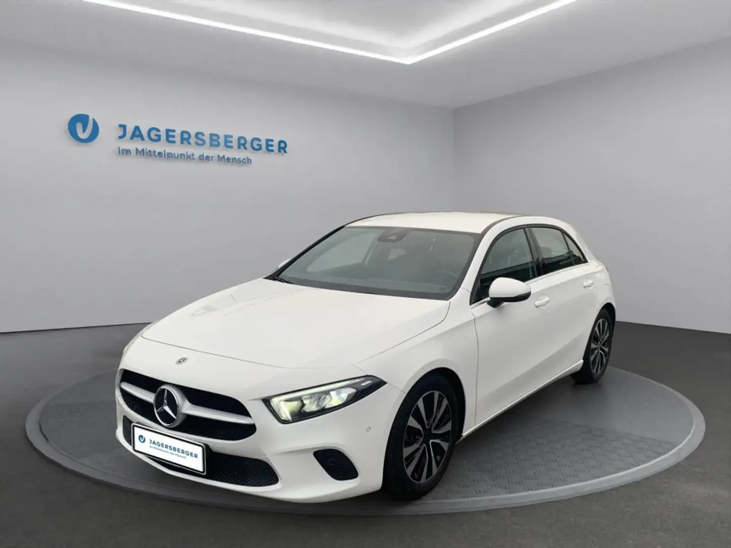 Mercedes-Benz A 180 d Weiß - 2