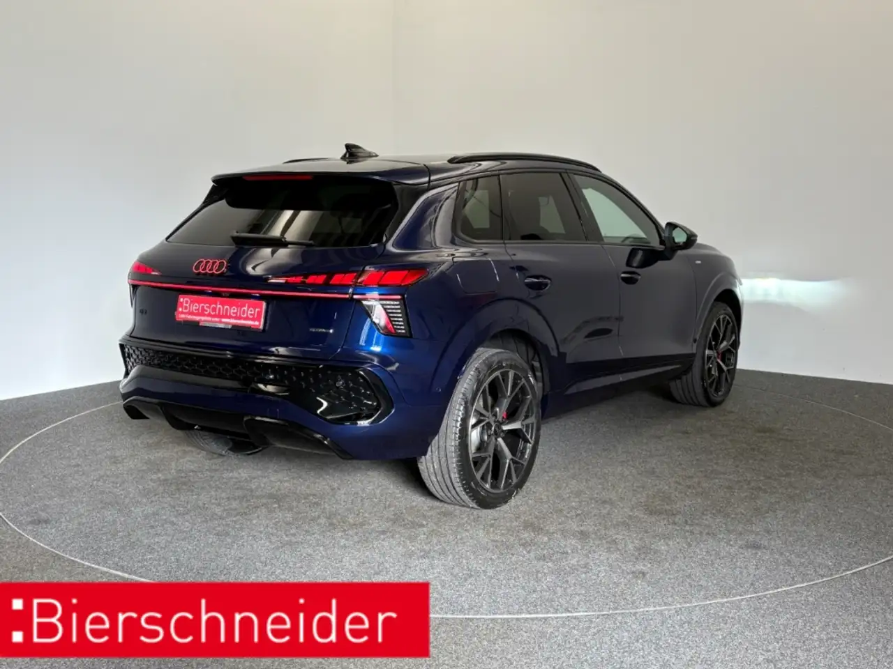 Audi Q3 SUV TFSI quattro 150 kW S tronic line AHK TECH PLU 5