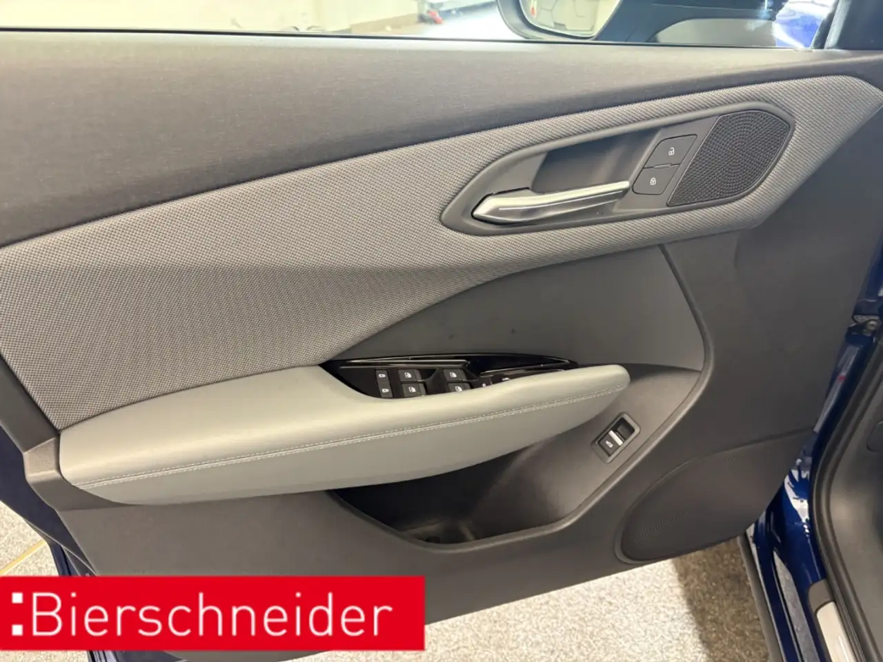 Audi Q3 SUV TFSI quattro 150 kW S tronic line AHK TECH PLU 14