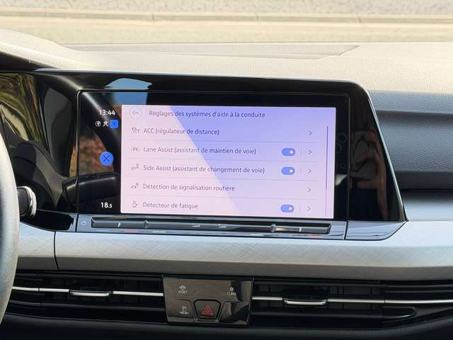 Volkswagen Golf 2024 — vignette 17