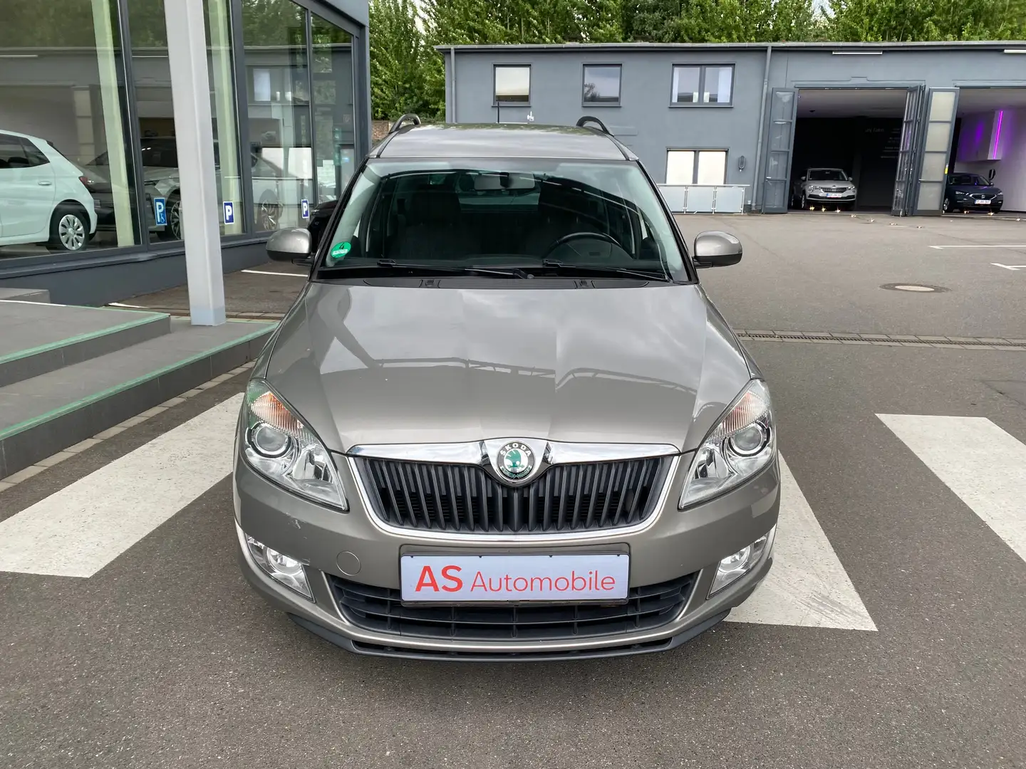 Skoda Roomster Family Beige - 2
